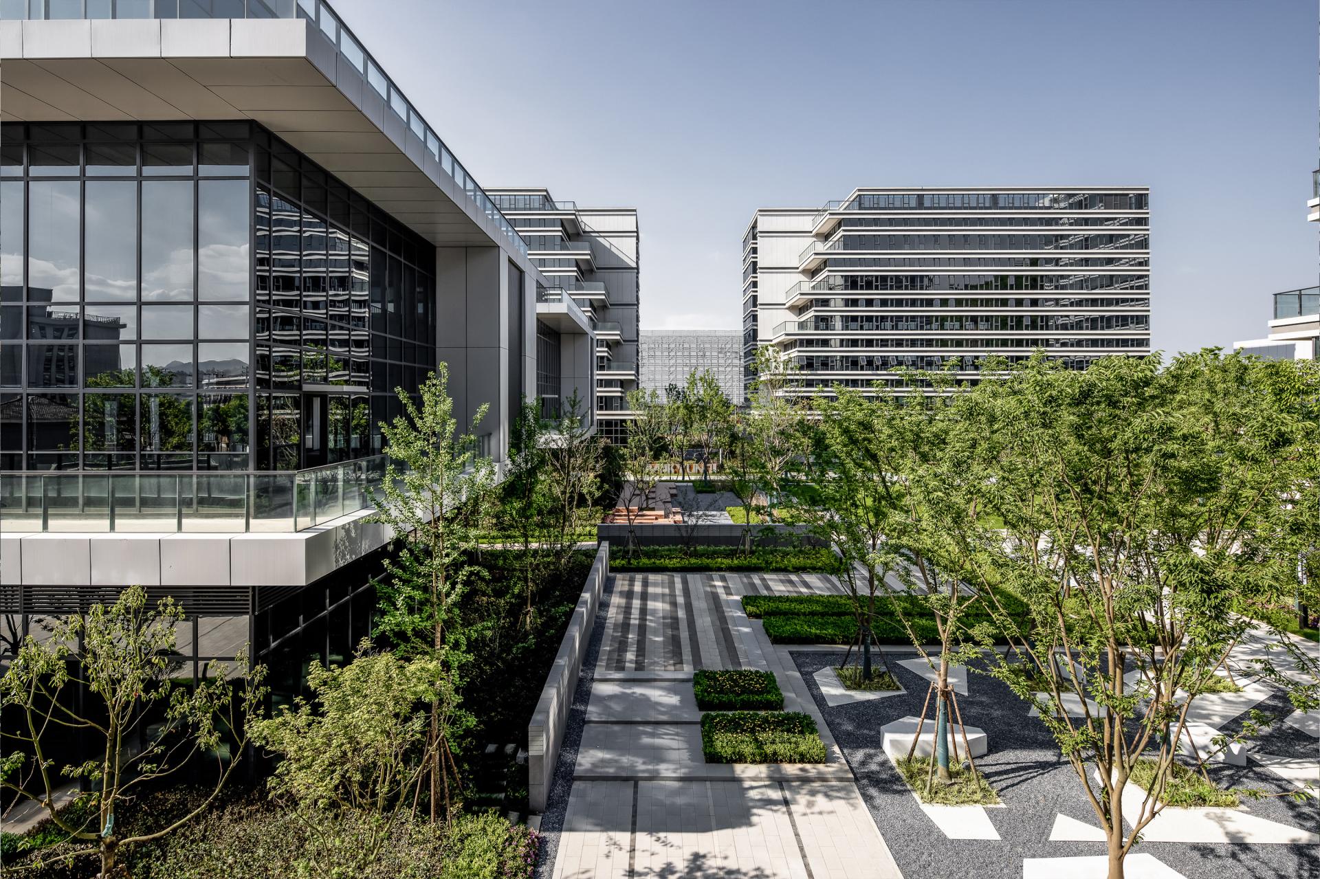 London Design Awards Winner - TIANMU MEDICINE  PORT SMALL AND MICRO VENTURE PARK