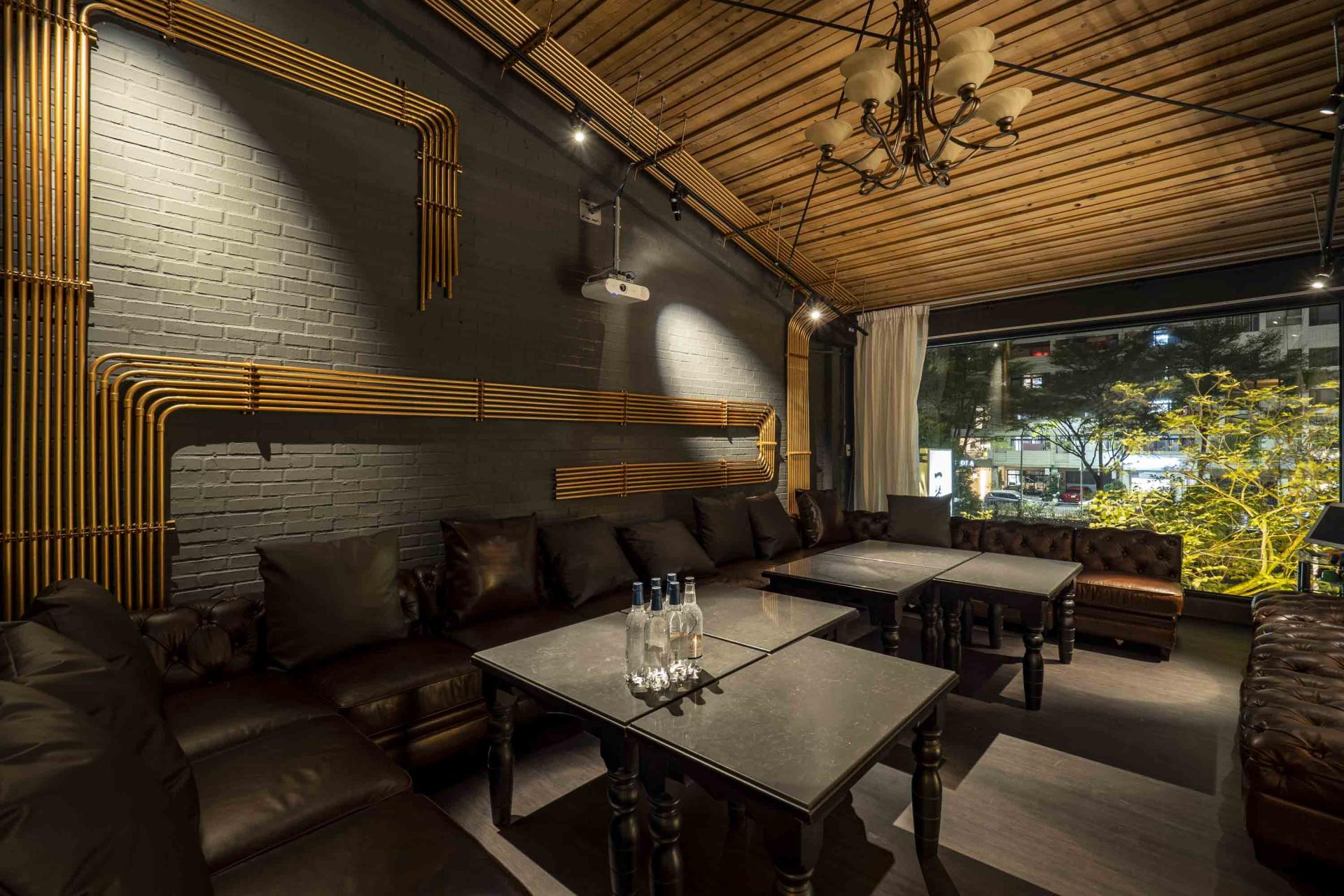 London Design Awards Winner - Kingsman Bistro