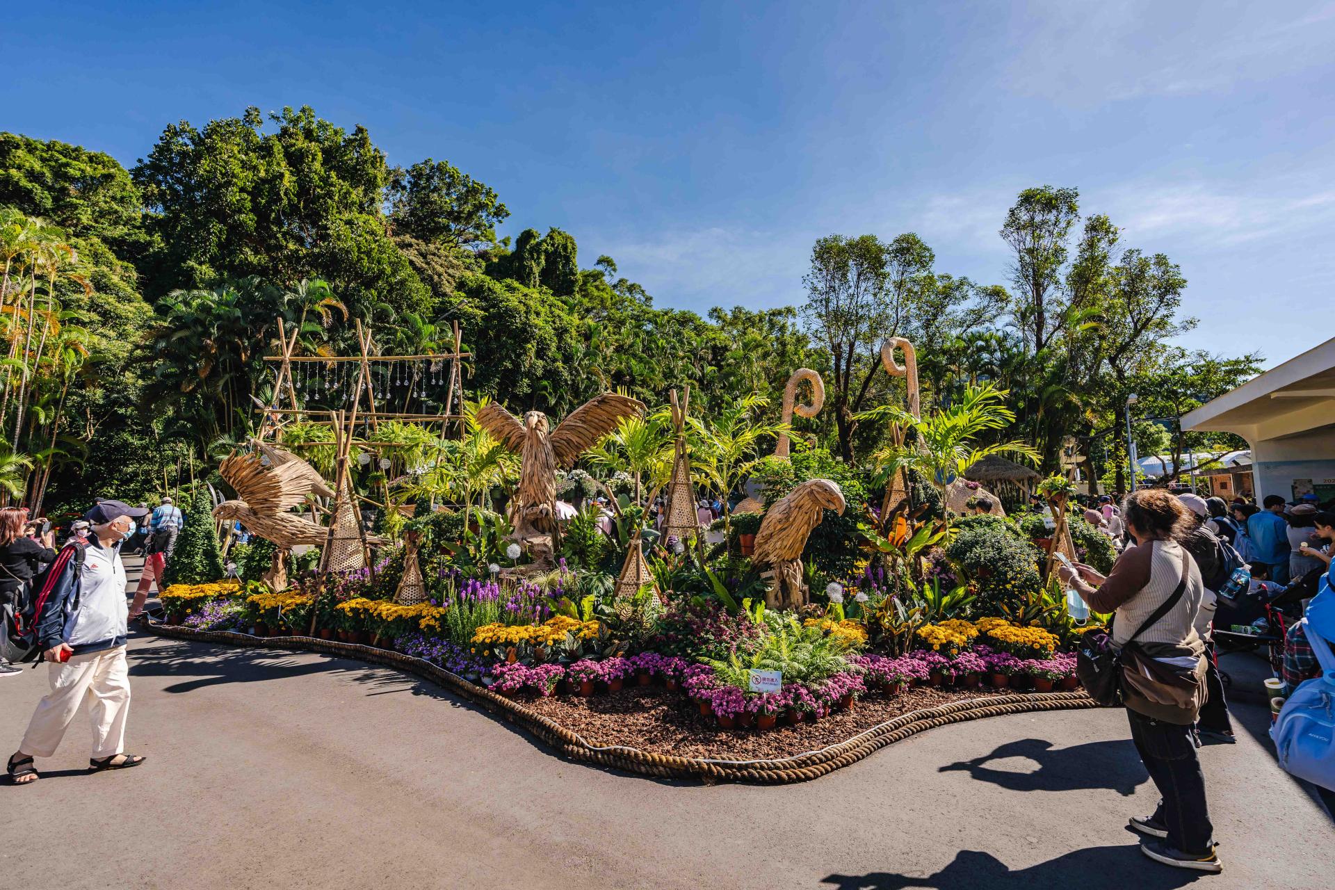 London Design Awards Winner - Flowers In Taipei