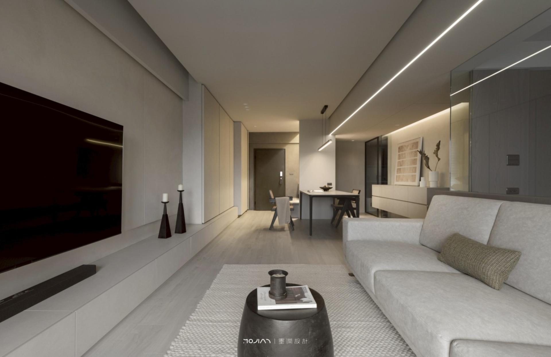 London Design Awards Winner - A Serene Realm of Wandering Light
