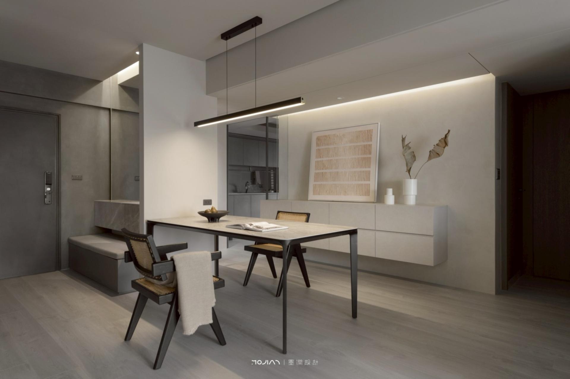 London Design Awards Winner - A Serene Realm of Wandering Light
