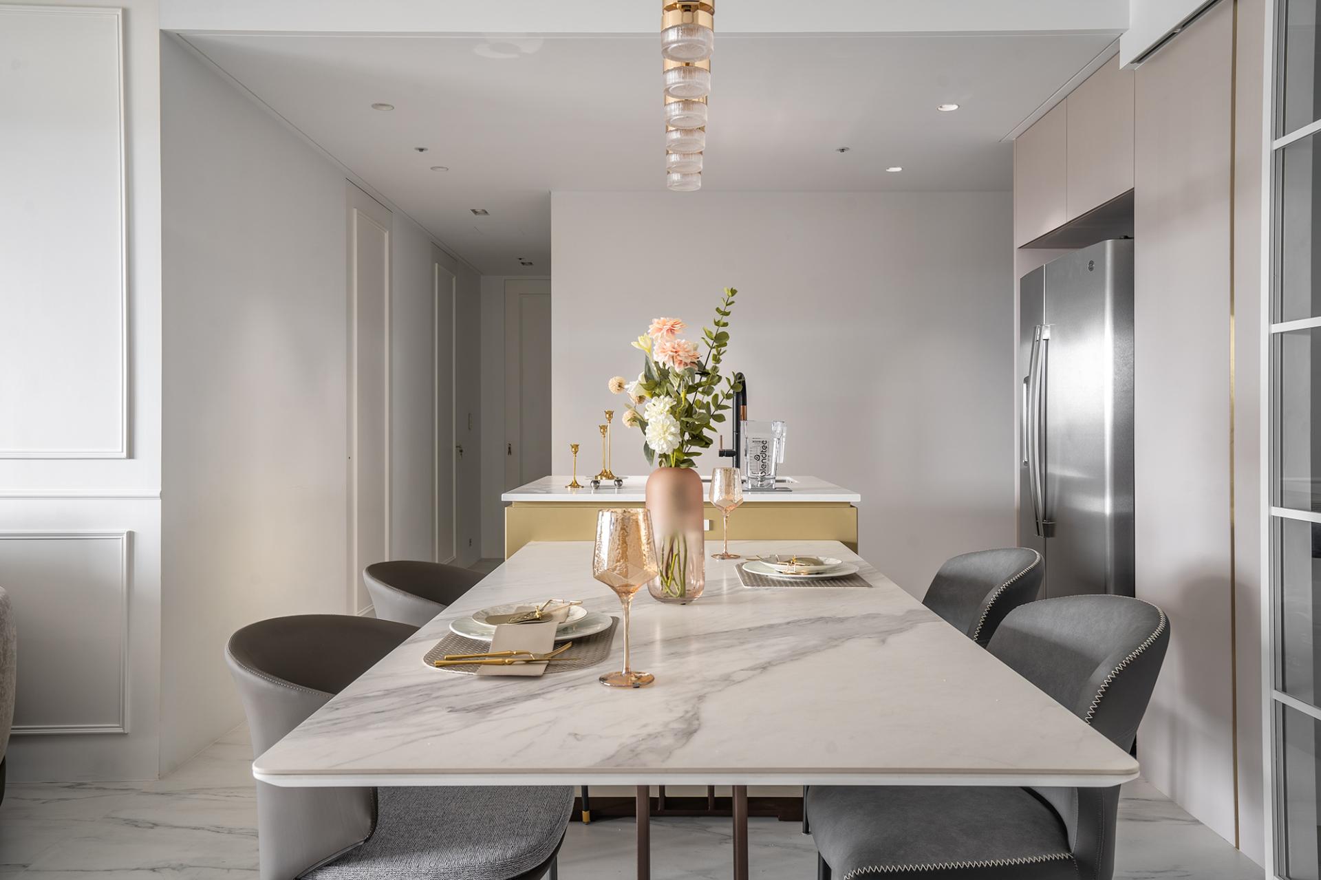 London Design Awards Winner - The Path, the Petals, the Home