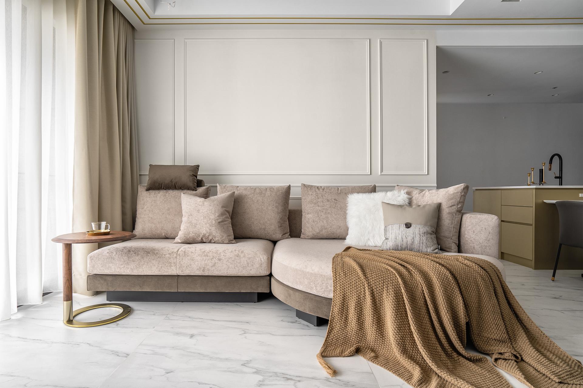 London Design Awards Winner - The Path, the Petals, the Home