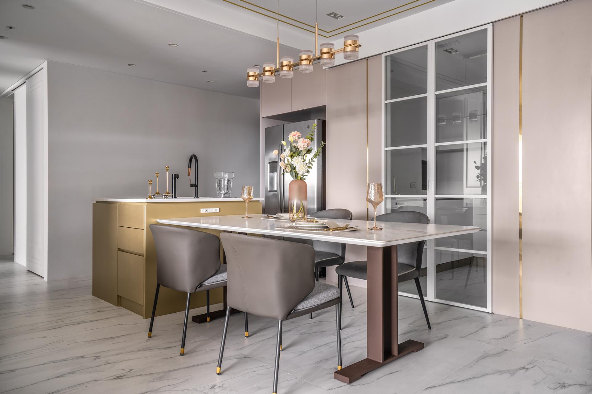 London Design Awards Winner - The Path, the Petals, the Home
