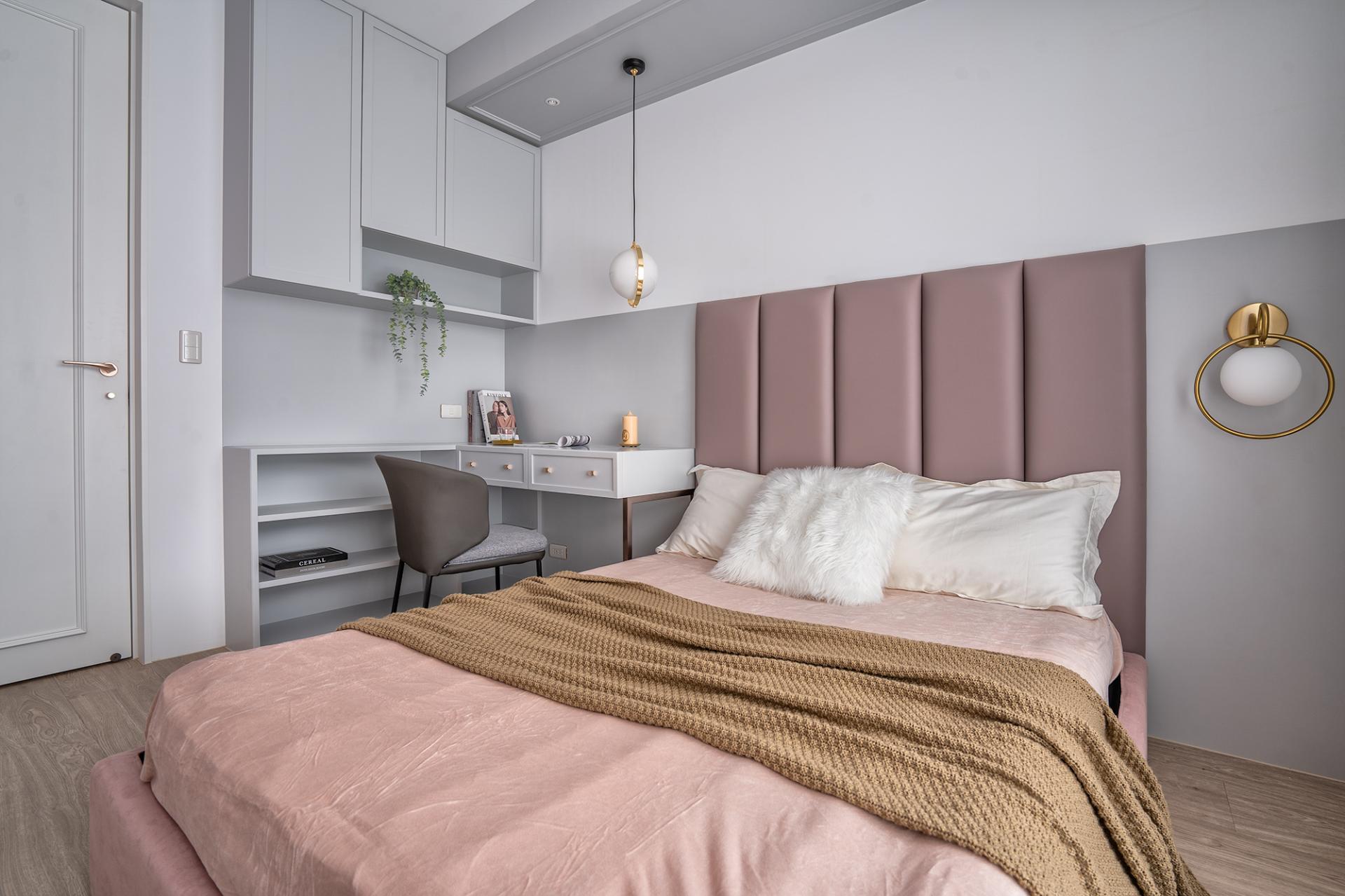 London Design Awards Winner - The Path, the Petals, the Home