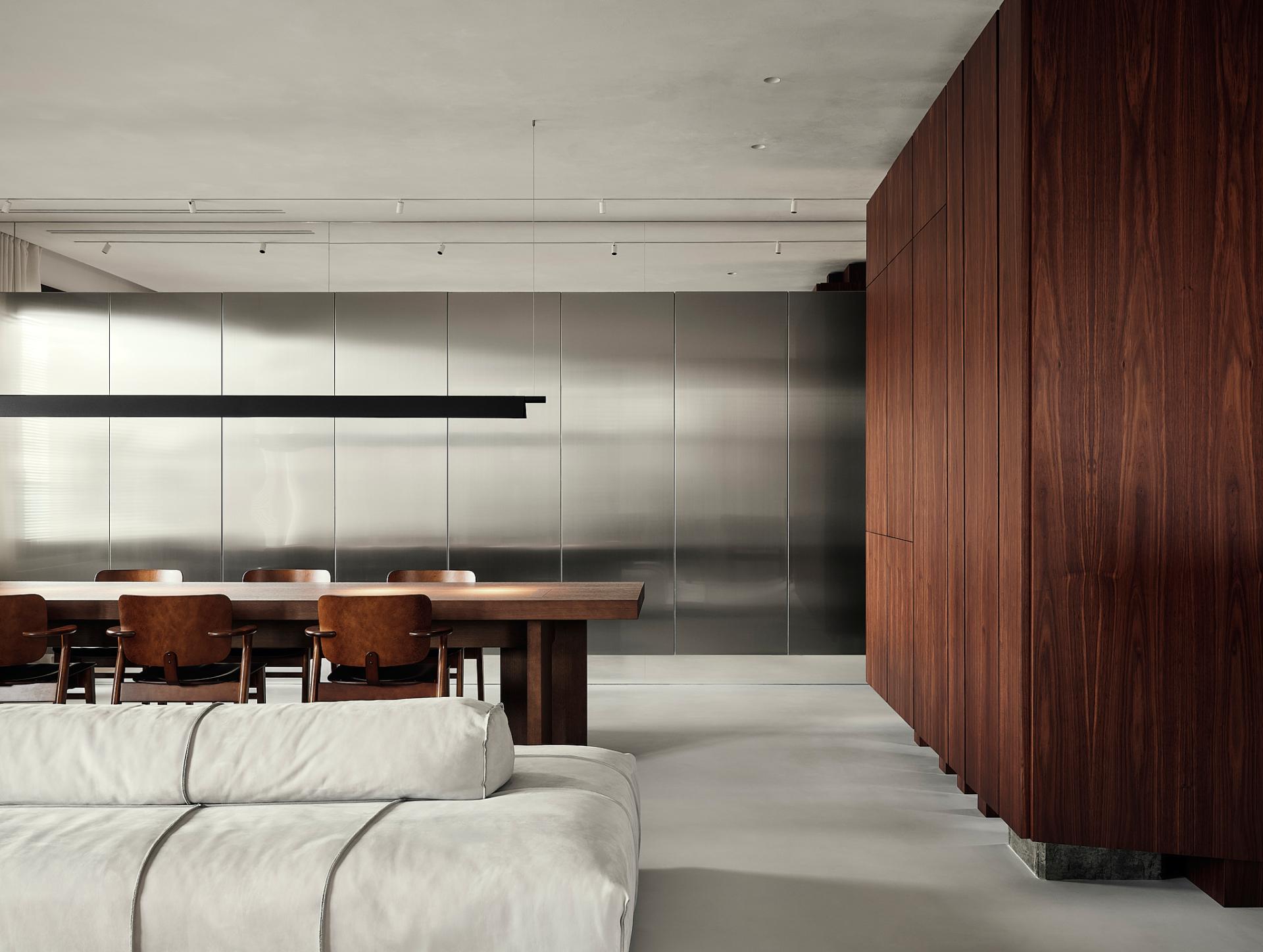 London Design Awards Winner - V8 apartment