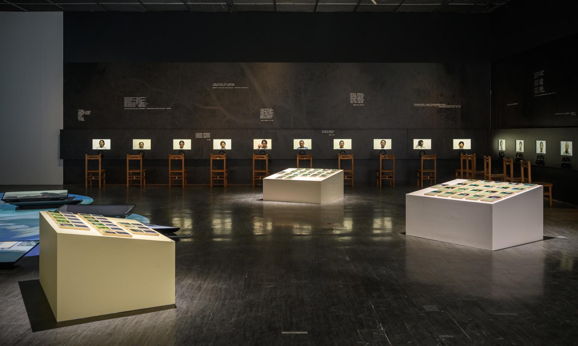 London Design Awards Winner - Dual Exhibitions: Chrono-contemporary & Entrance by Evidence