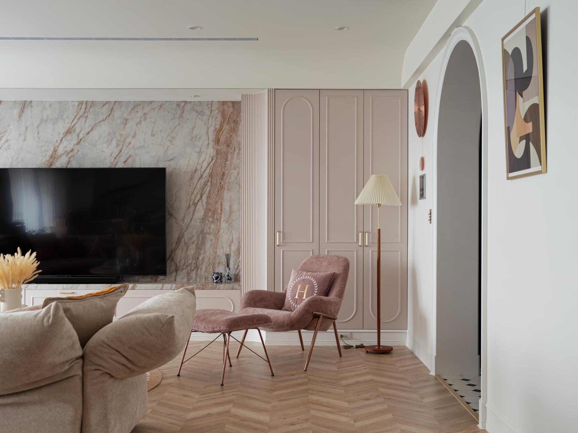 London Design Awards Winner - Timeless Elegance