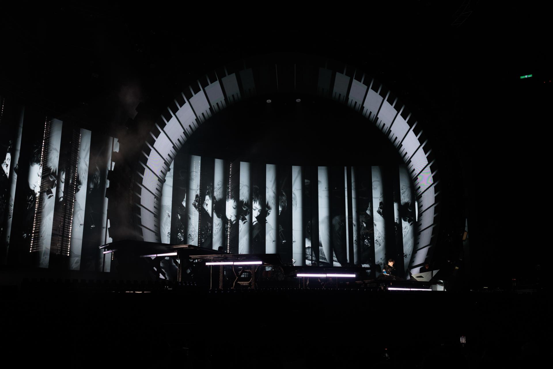 London Design Awards Winner - PENNY TAI TWIN FLAME CONCERT TOUR