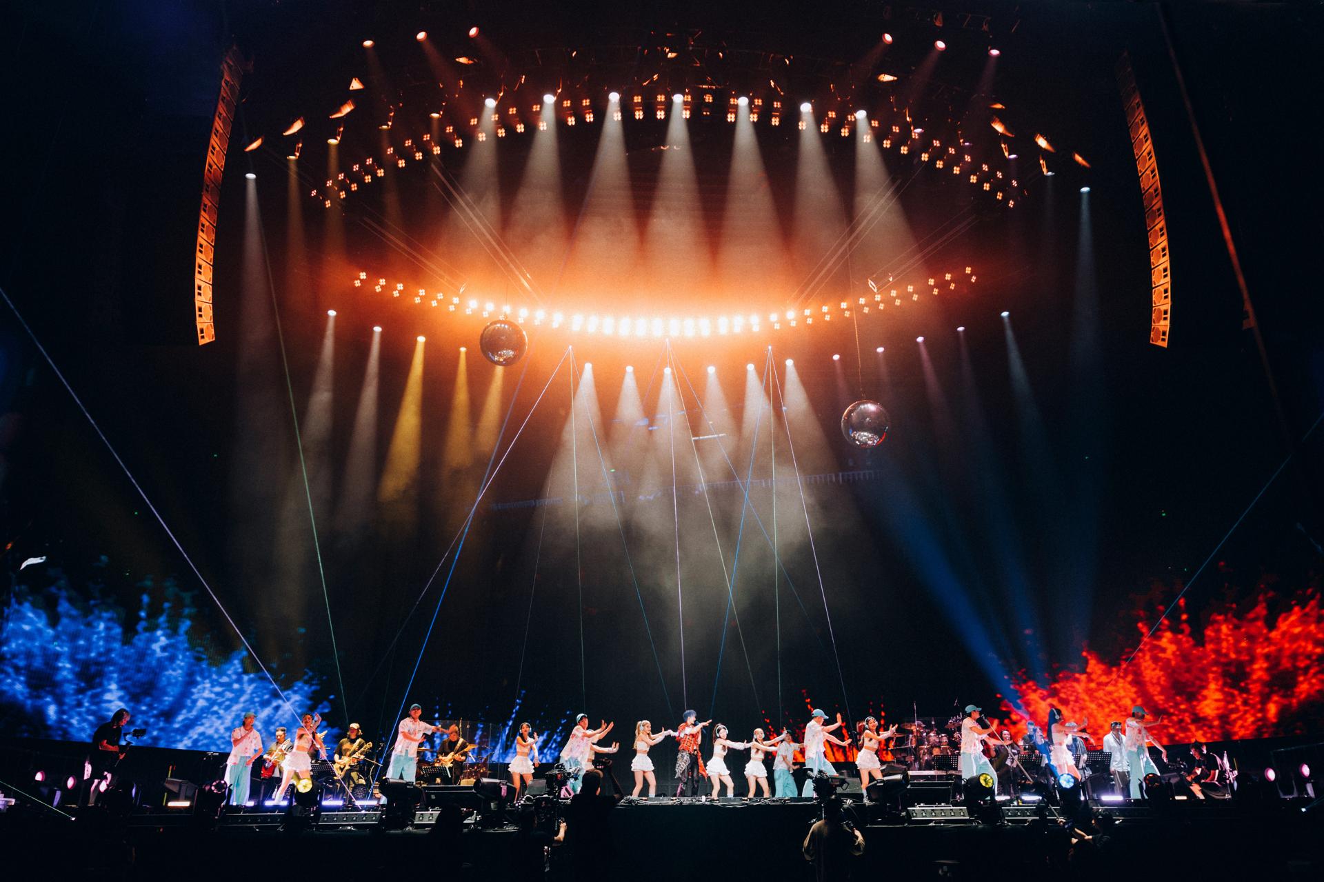 London Design Awards Winner - Zhou Shen 9.29Hz World Tour
