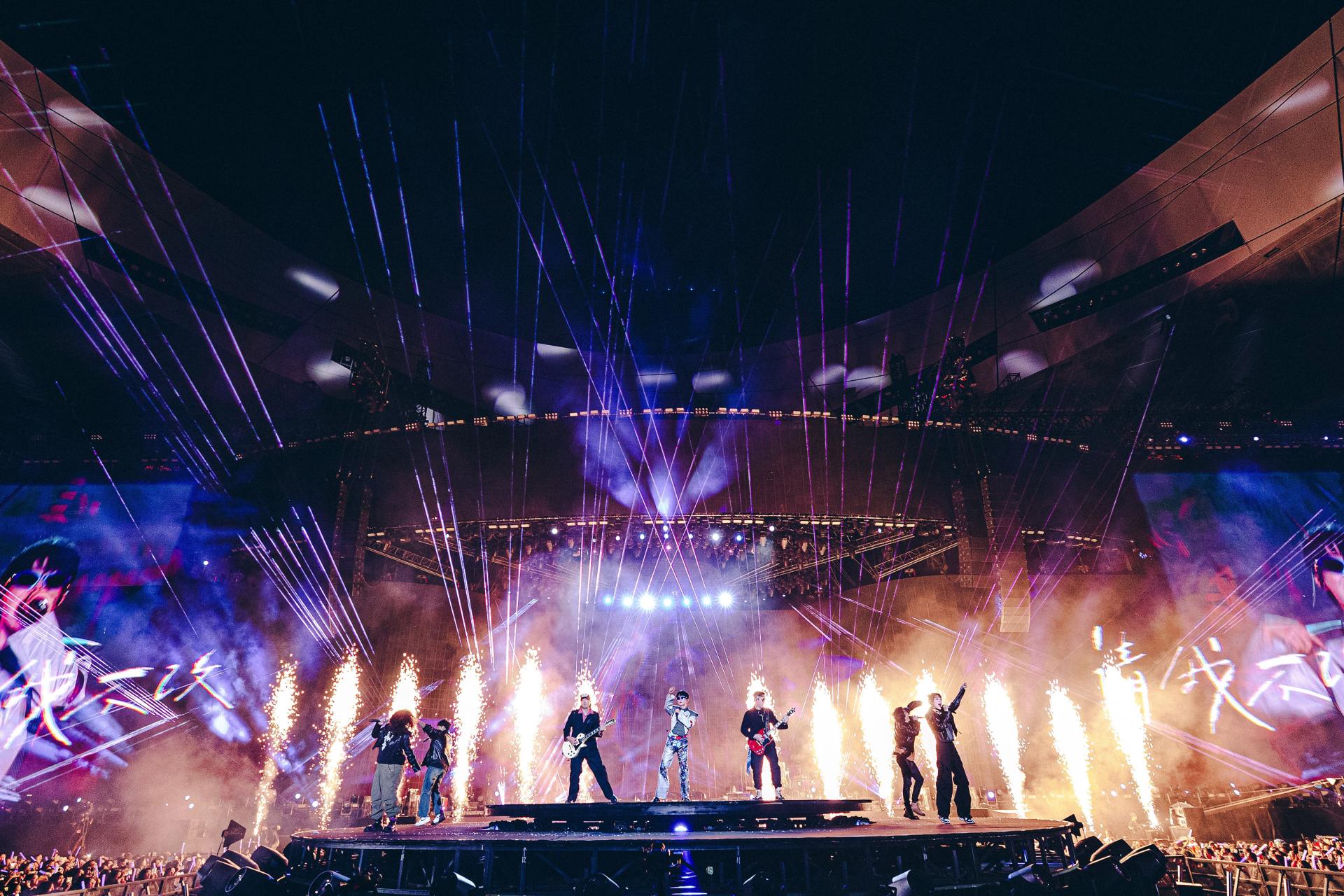 London Design Awards Winner - Zhou Shen 9.29Hz World Tour
