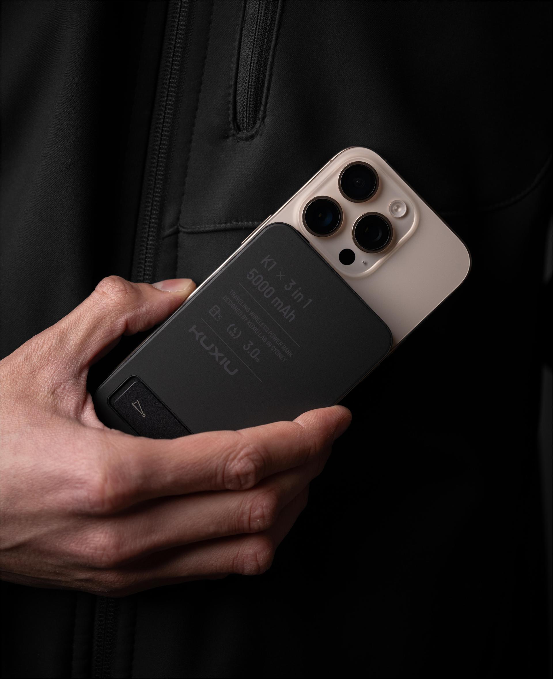 London Design Awards Winner - Traveling Wireless Power Bank