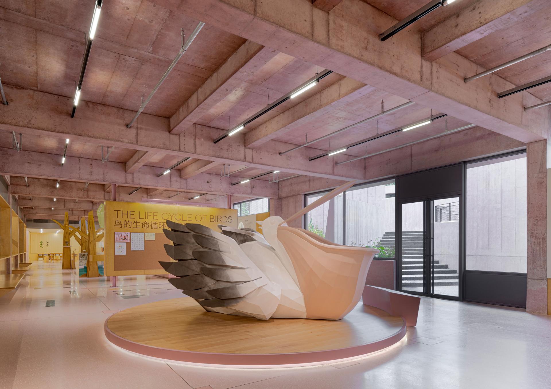 London Design Awards Winner - Bird Life Cycle Science Popularization Base in Papago Land