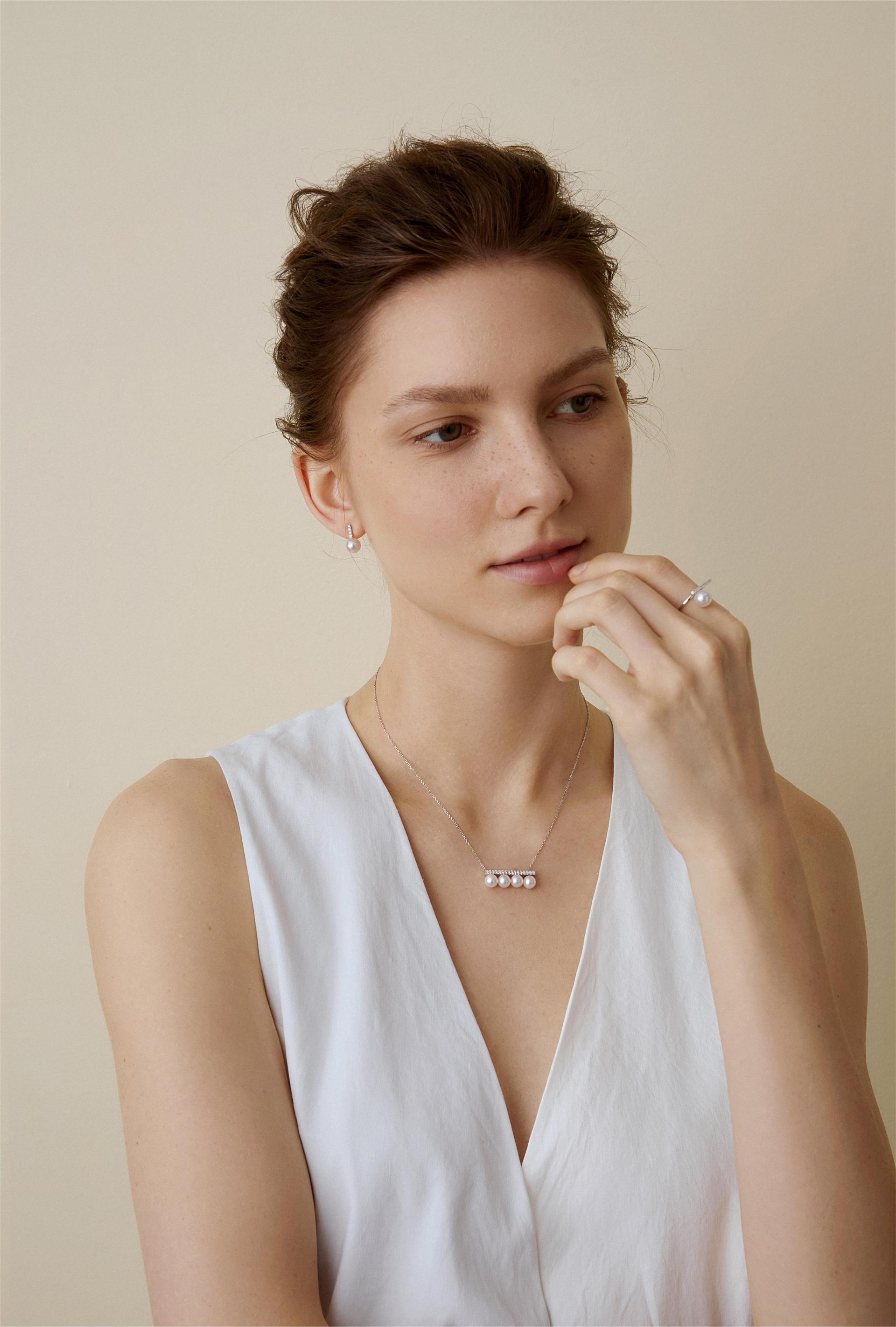 London Design Awards Winner - HELAS Melody Necklace