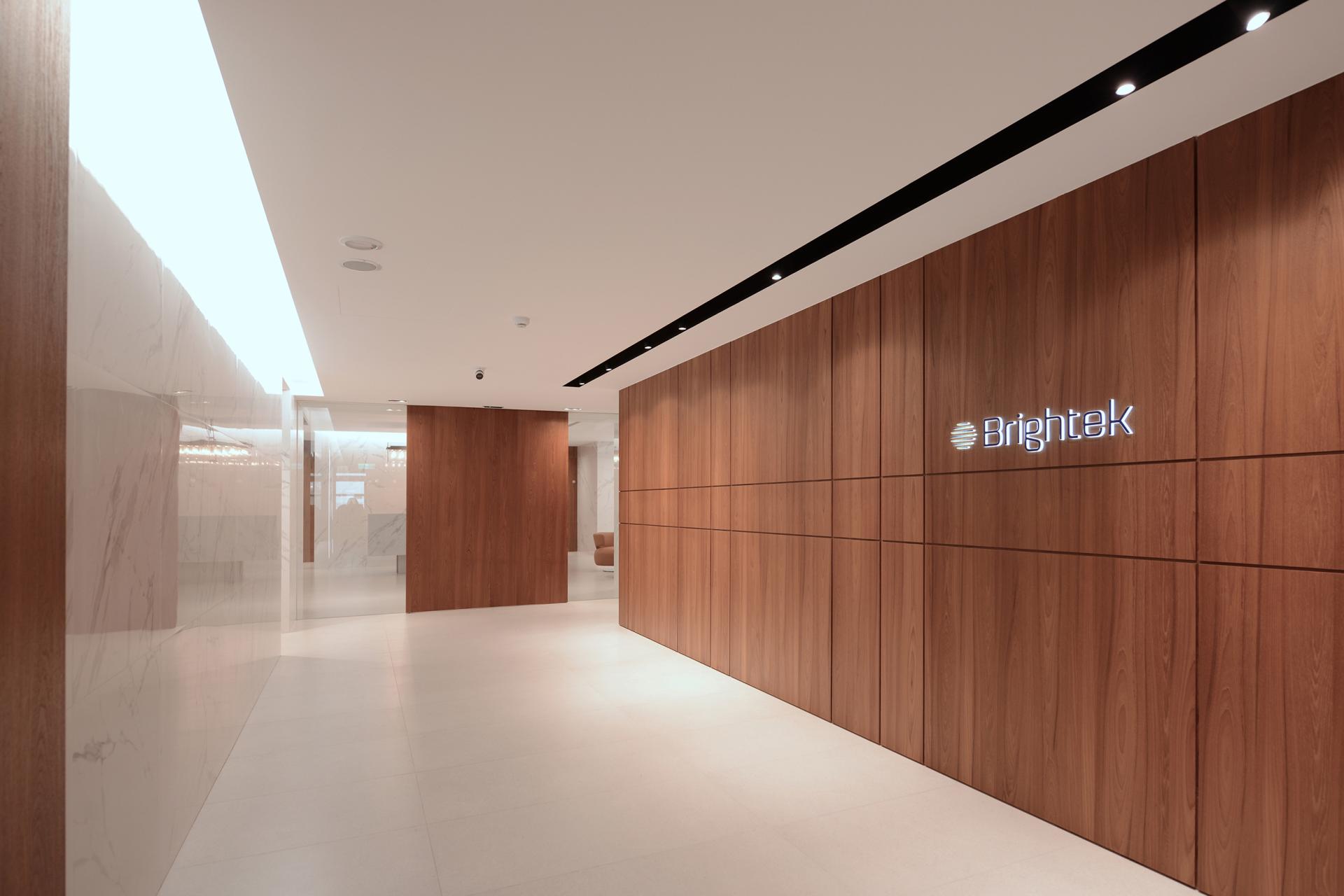London Design Awards Winner - Brightek Optoelectronics Office