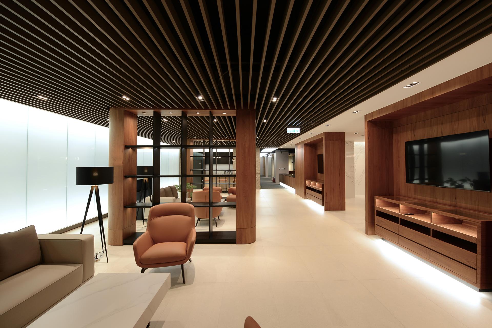 London Design Awards Winner - Brightek Optoelectronics Office