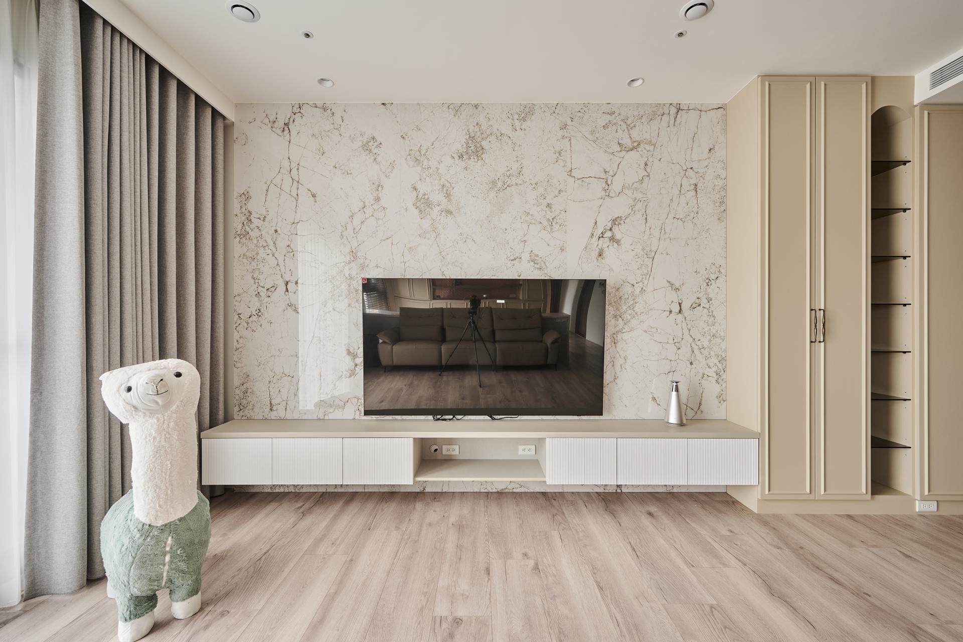 London Design Awards Winner - vive la vie