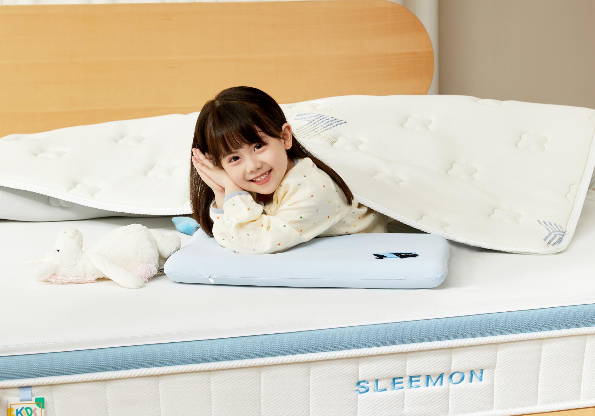 London Design Awards Winner - Star Boat Children's Pillow