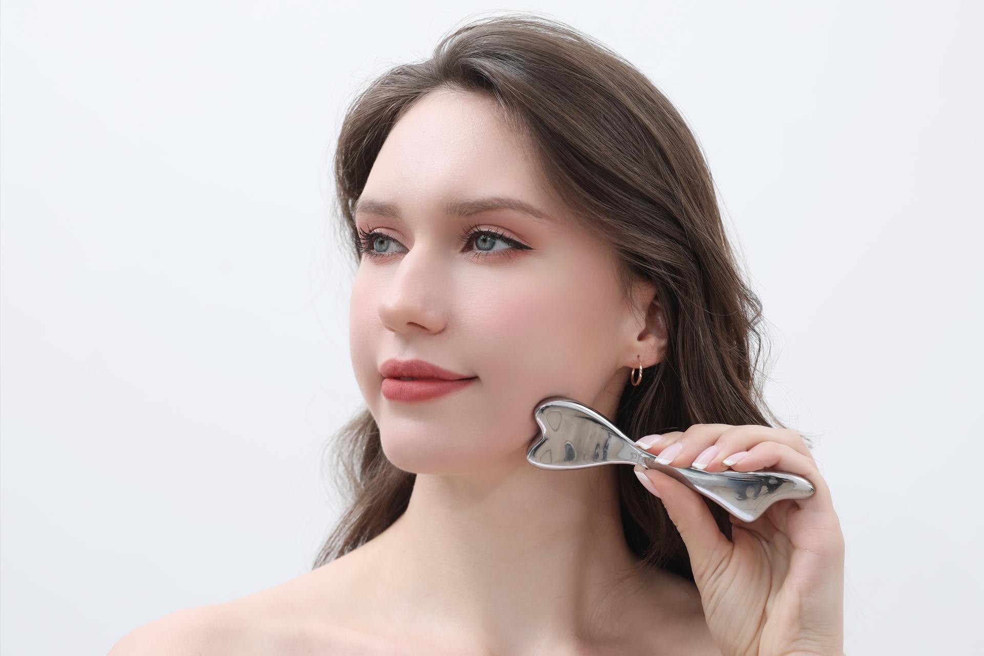London Design Awards Winner - PFEFE Facial & Hair Series for Luxury Personal Rituals