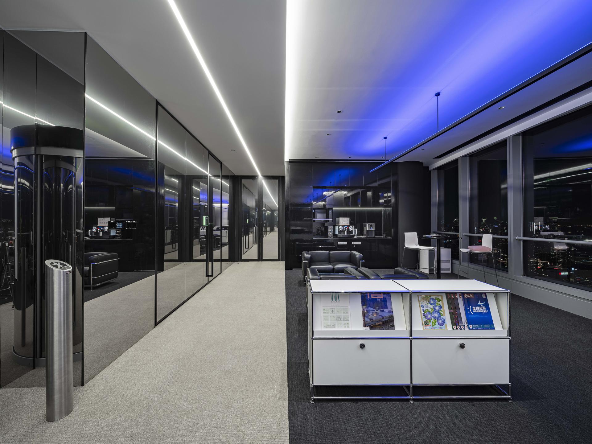 London Design Awards Winner - Mercedes-Benz Design Center Shanghai