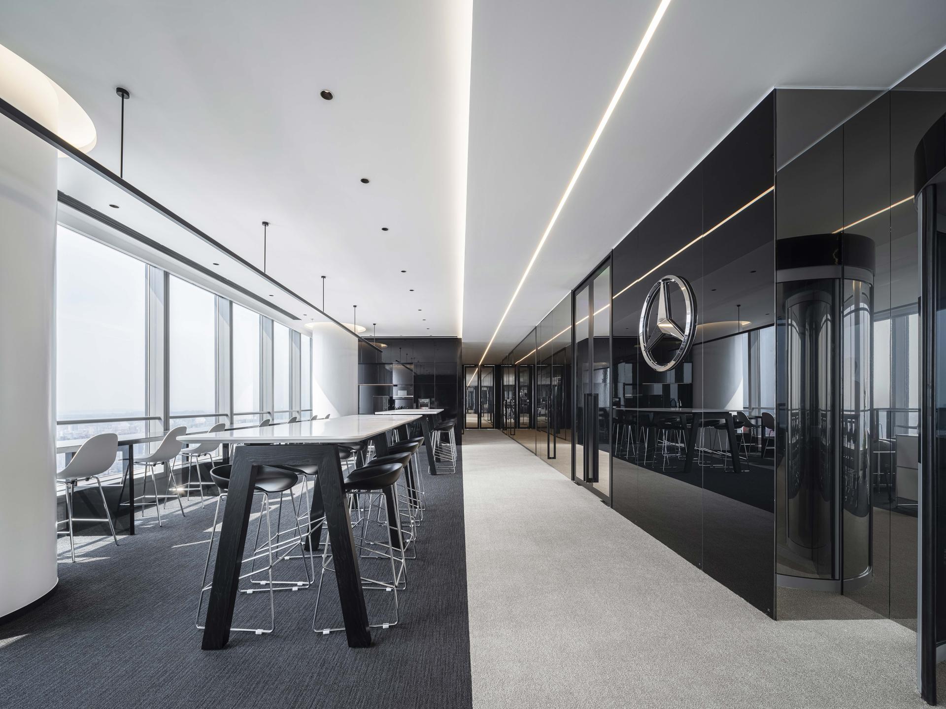 London Design Awards Winner - Mercedes-Benz Design Center Shanghai