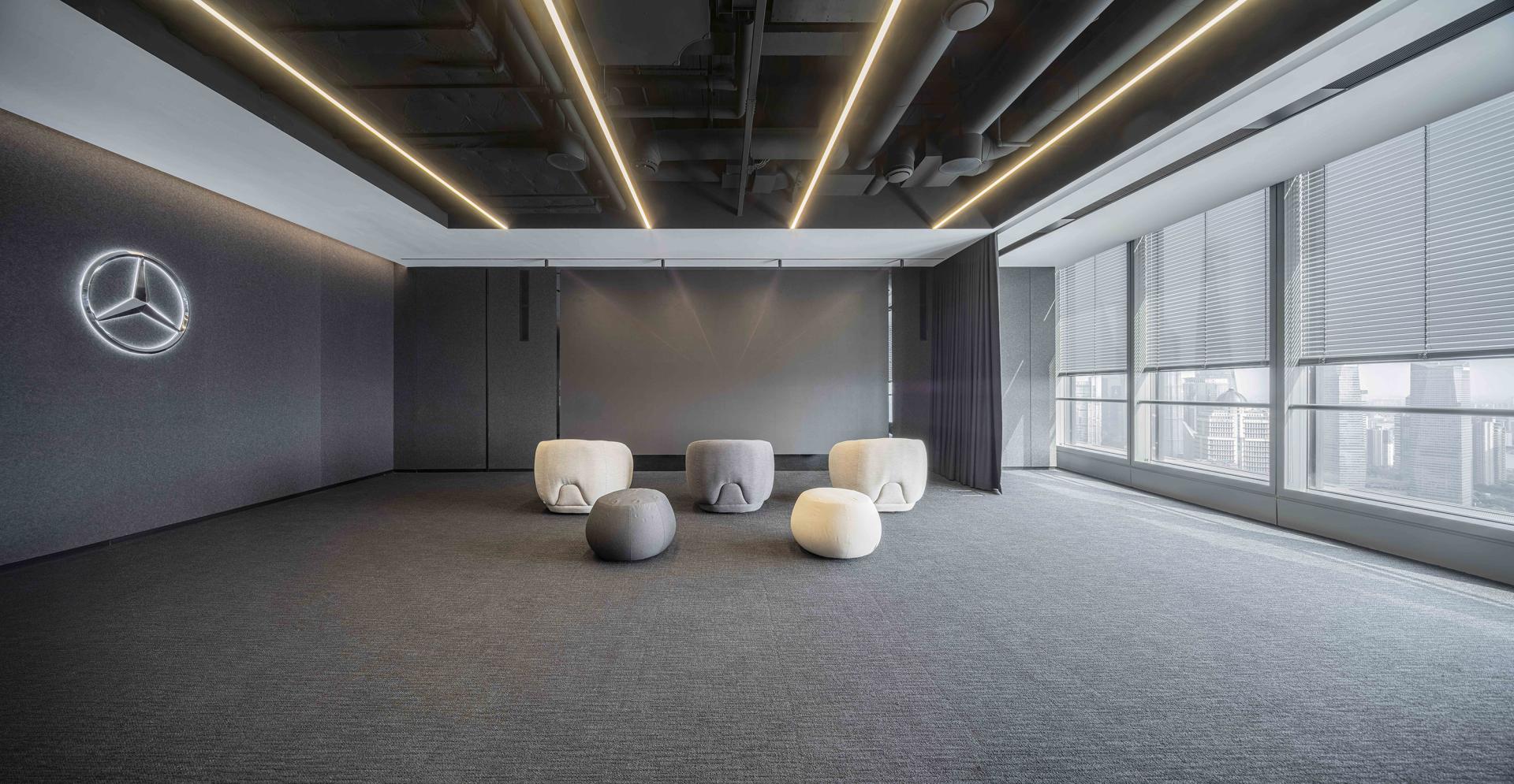 London Design Awards Winner - Mercedes-Benz Design Center Shanghai