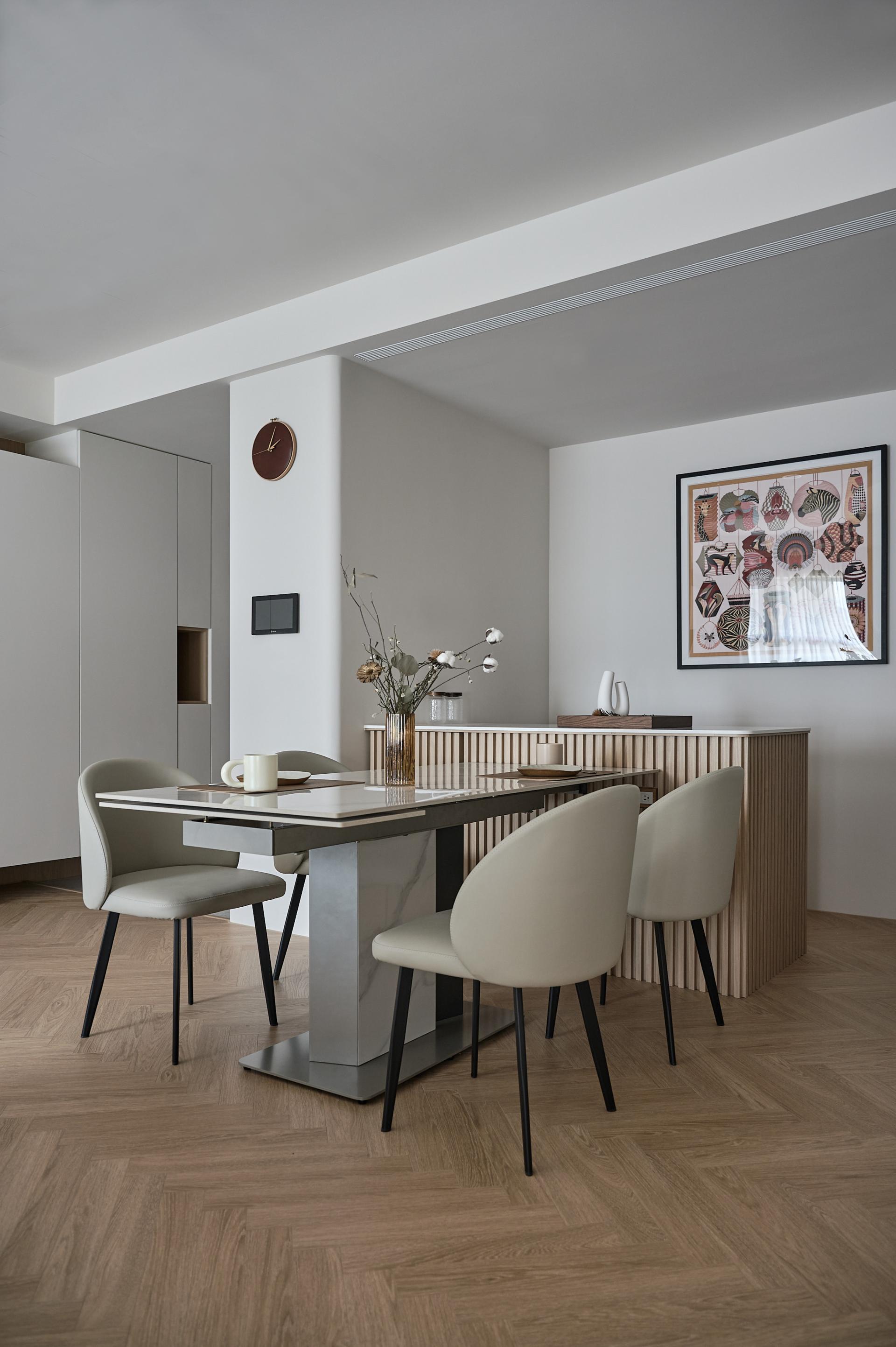 London Design Awards Winner - Dawn's Curved Whisper