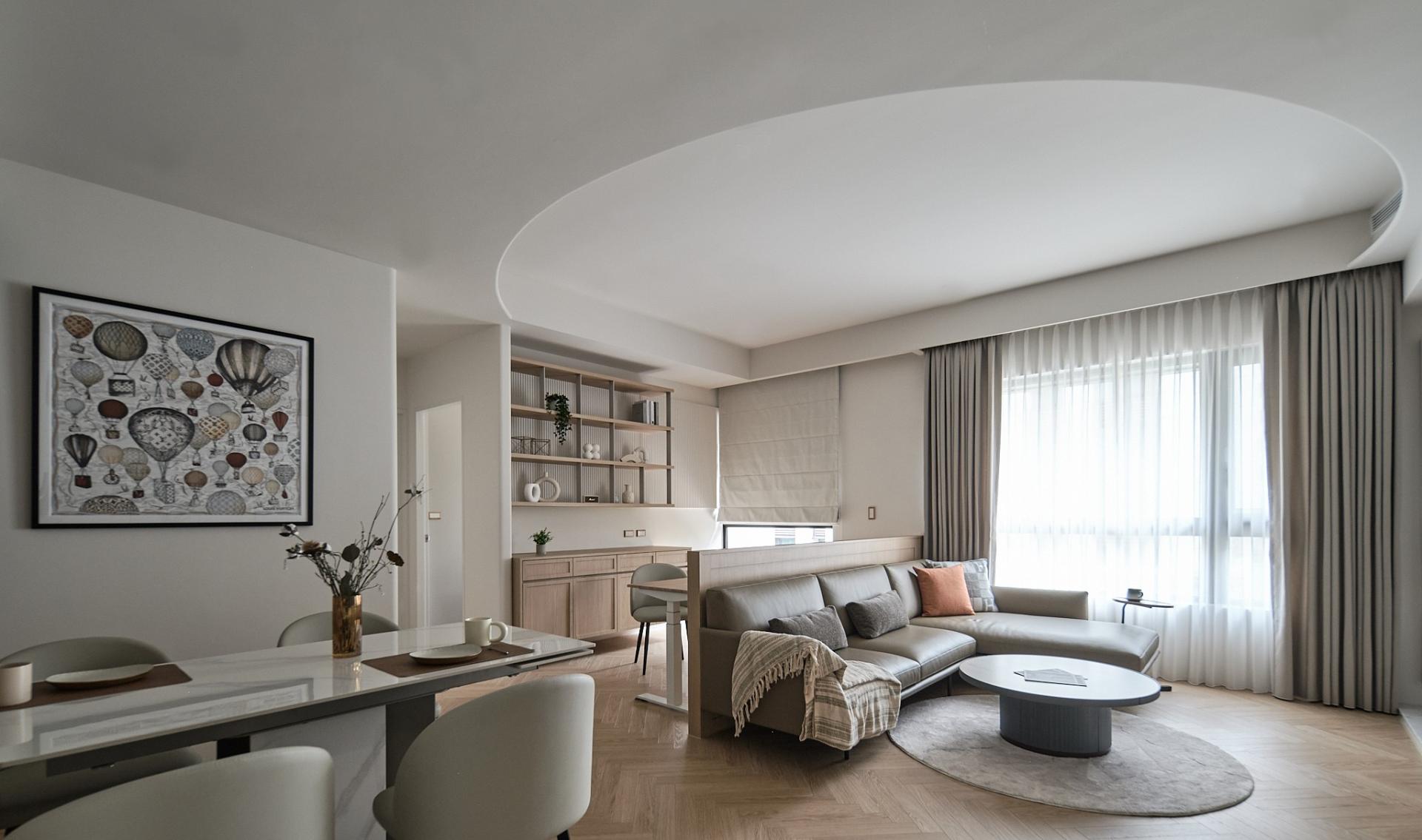 London Design Awards Winner - Dawn's Curved Whisper