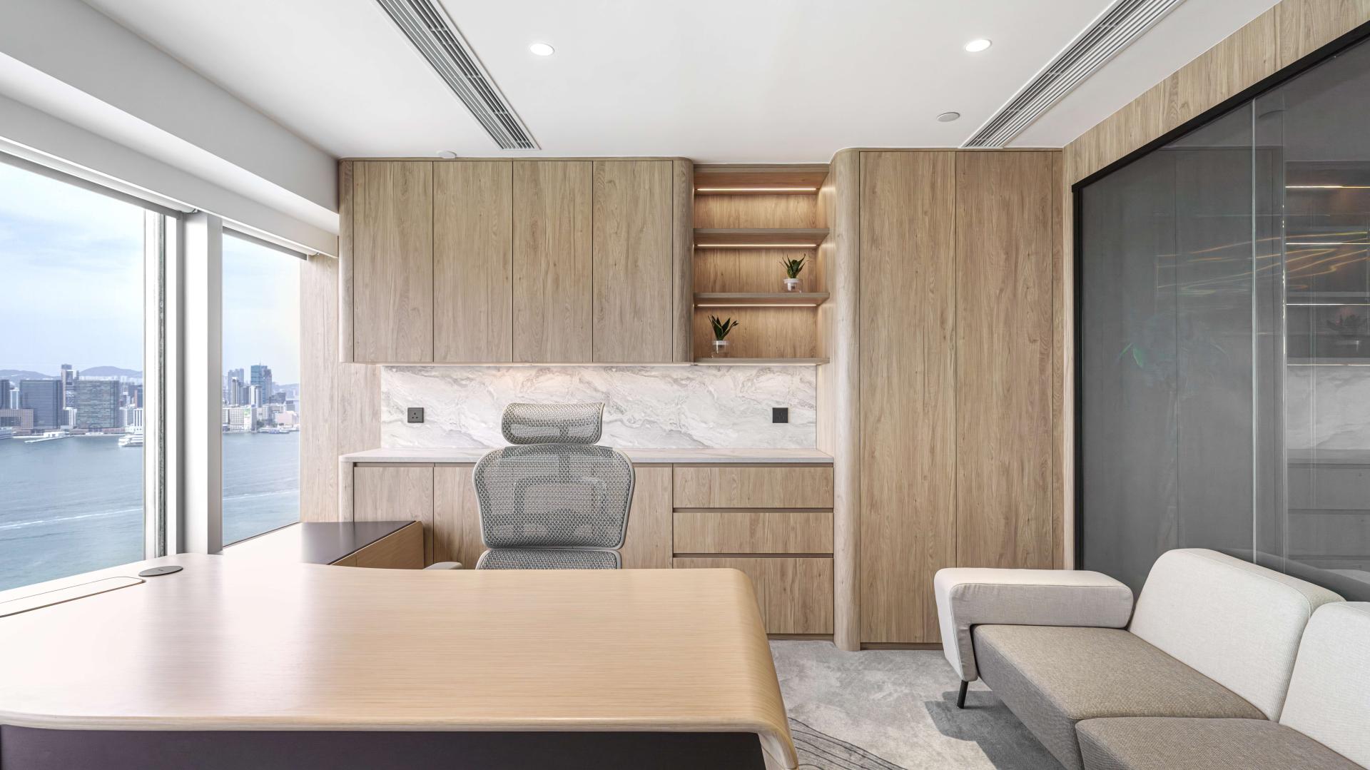 London Design Awards Winner - Hong Kong Head Quarter of ZhenHua Oil