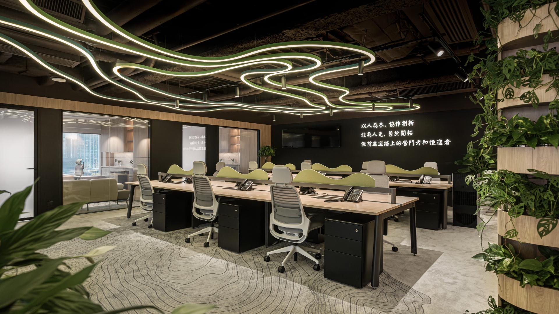 London Design Awards Winner - Hong Kong Head Quarter of ZhenHua Oil