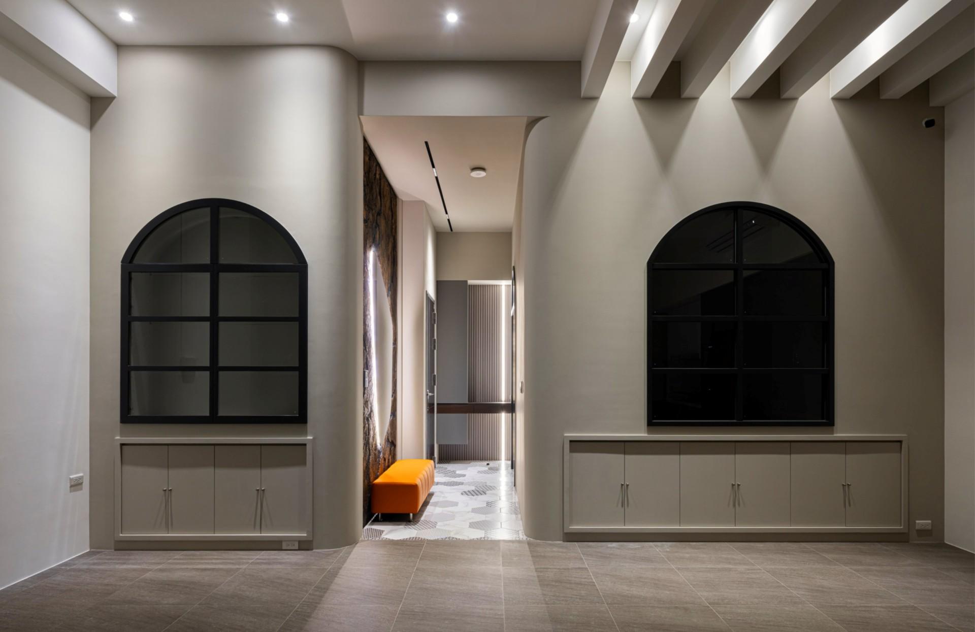 London Design Awards Winner - The Realm of Harmony Between Strength and Softness