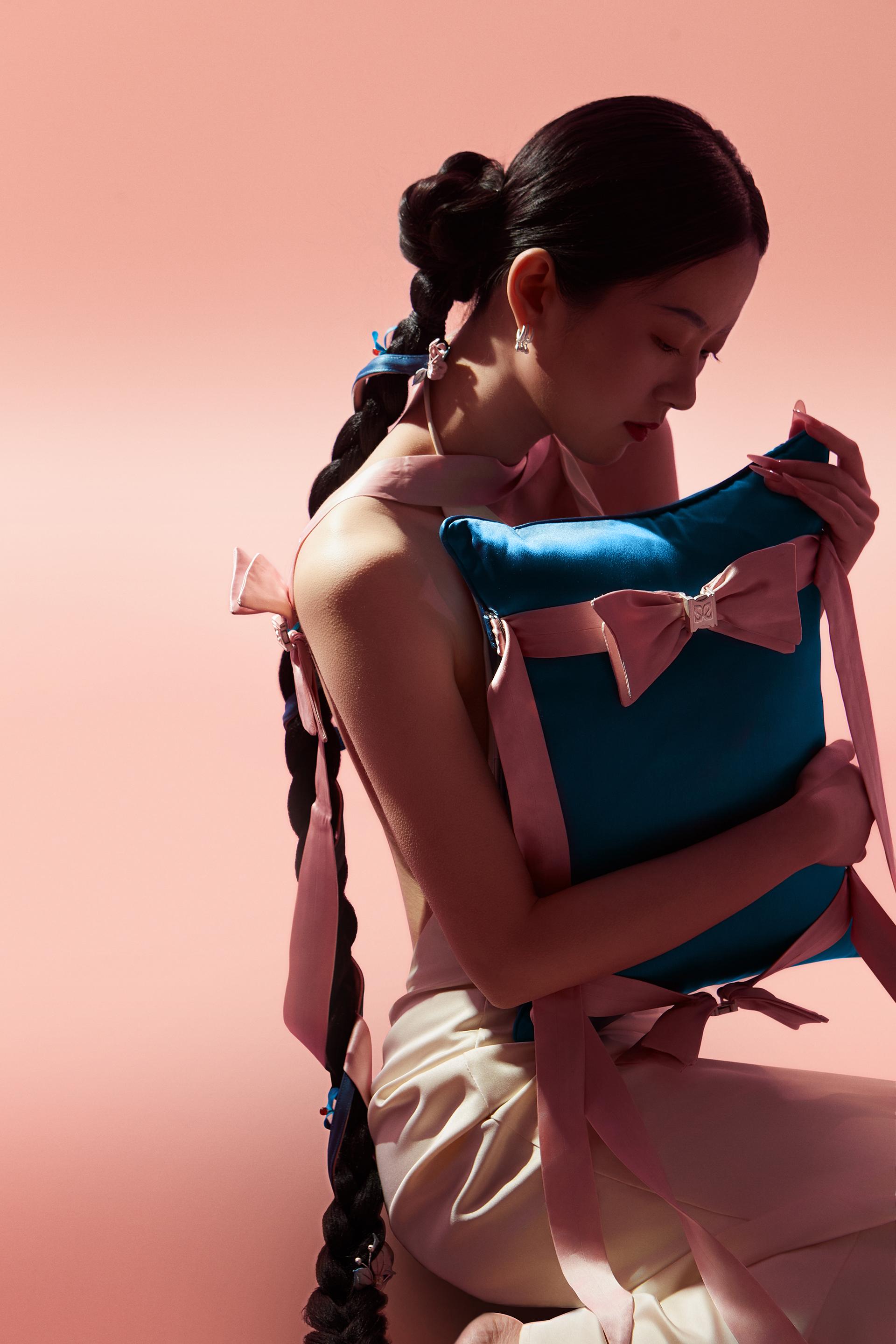London Design Awards Winner - INFINITY
