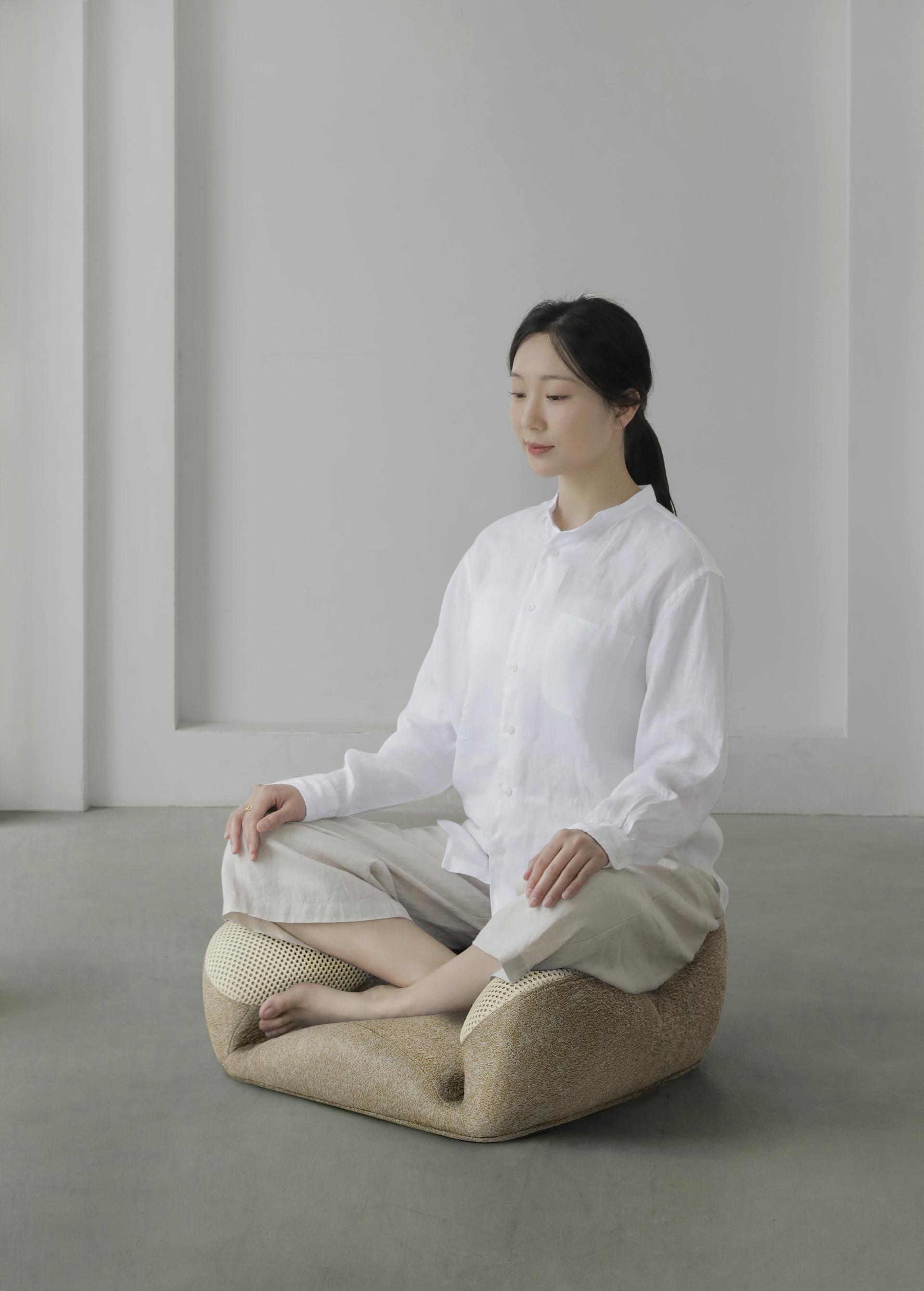 London Design Awards Winner - Meditation Seat · Cynicism