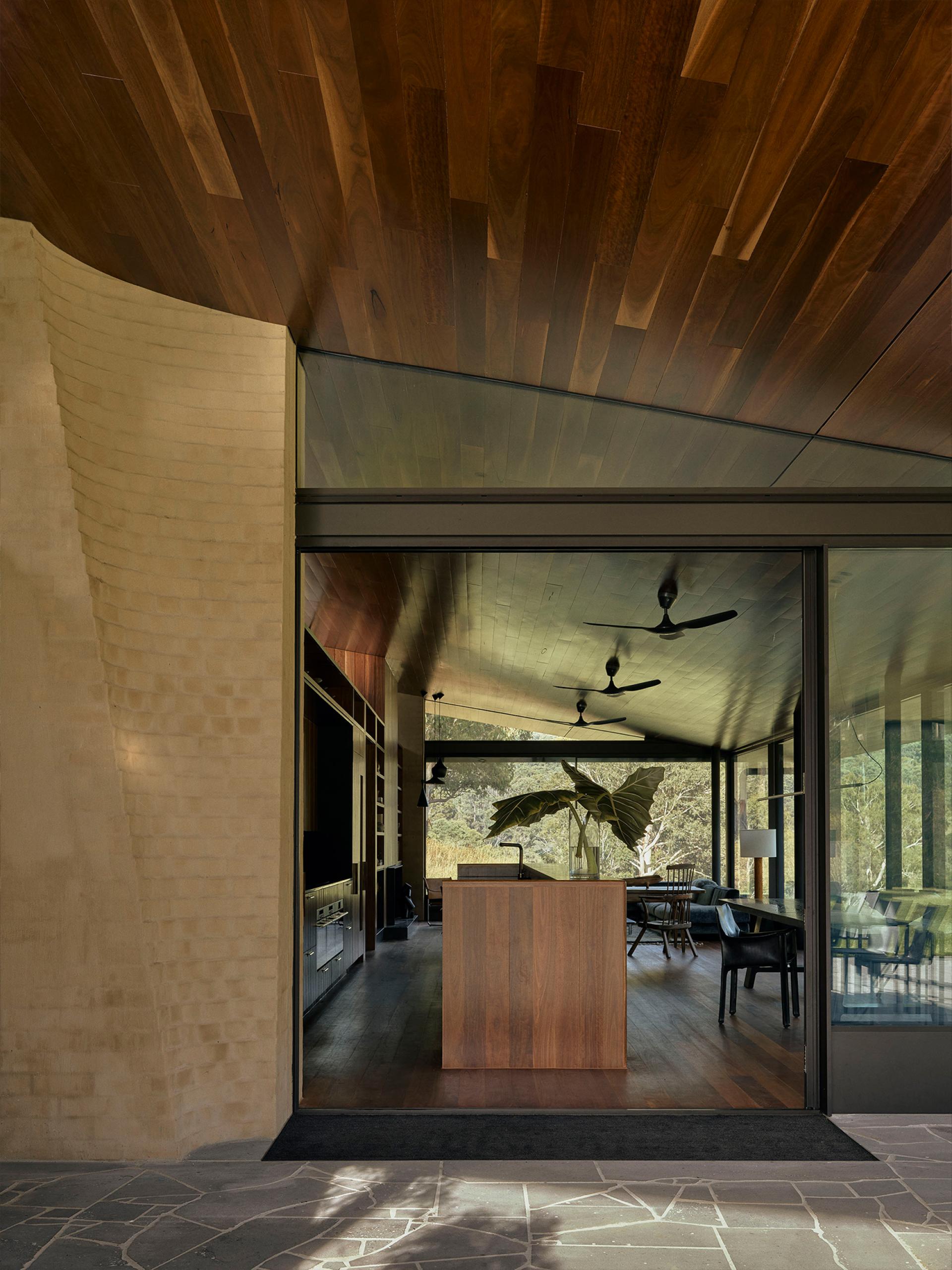 London Design Awards Winner - Howqua River Lodge 