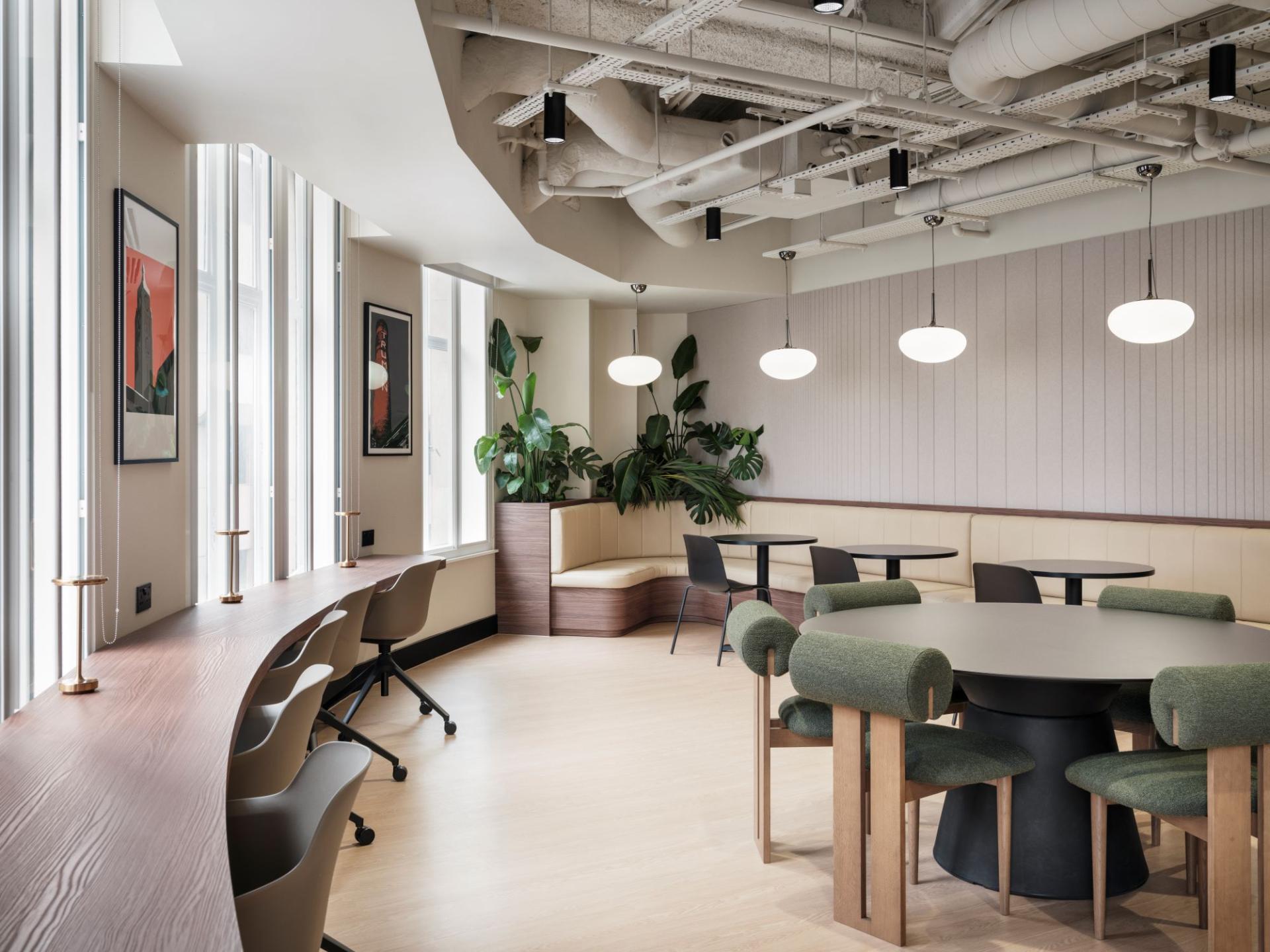 London Design Awards Winner - Banking Circle, London - workplace reimagined 