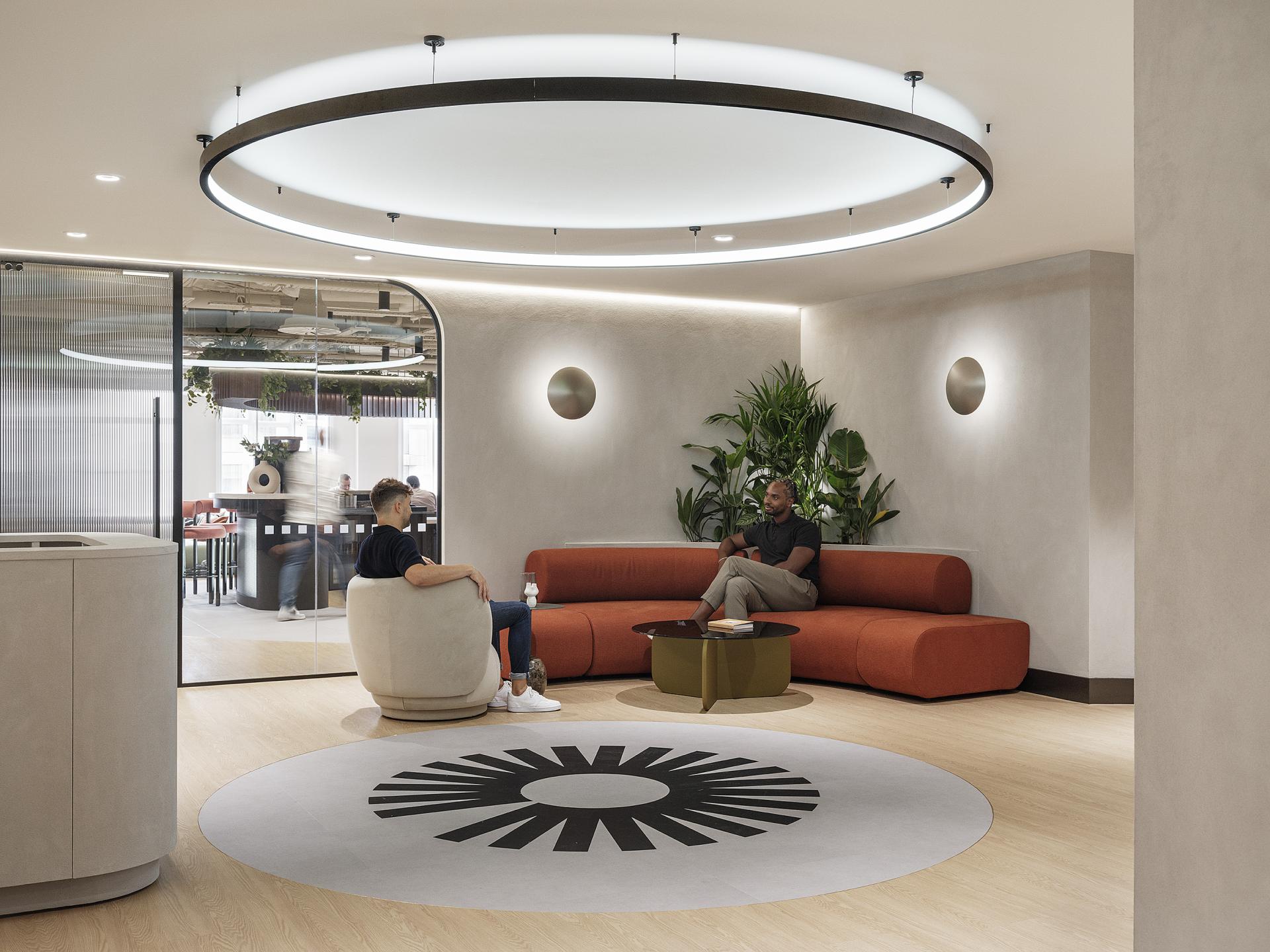London Design Awards Winner - Banking Circle, London - workplace reimagined 