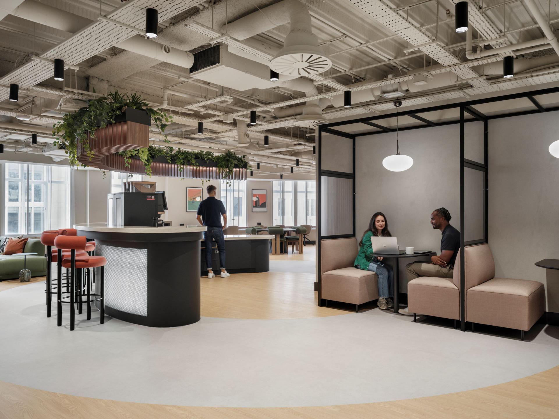 London Design Awards Winner - Banking Circle, London - workplace reimagined 