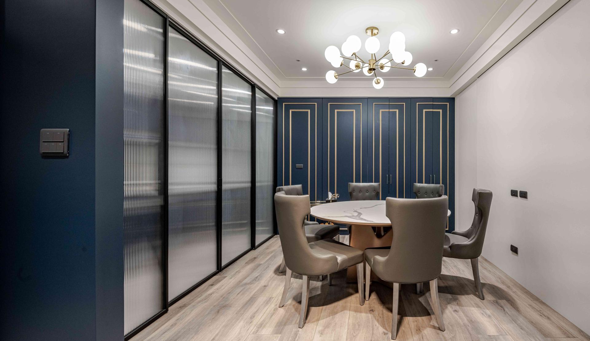 London Design Awards Winner - Awaken the Blue Within