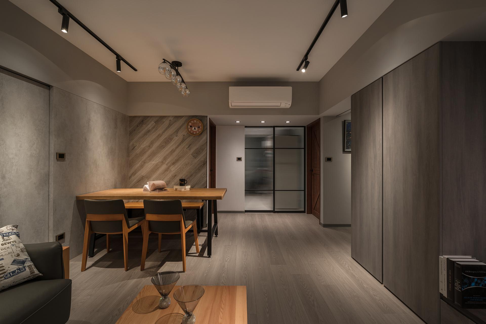 London Design Awards Winner - Echoes of Hue