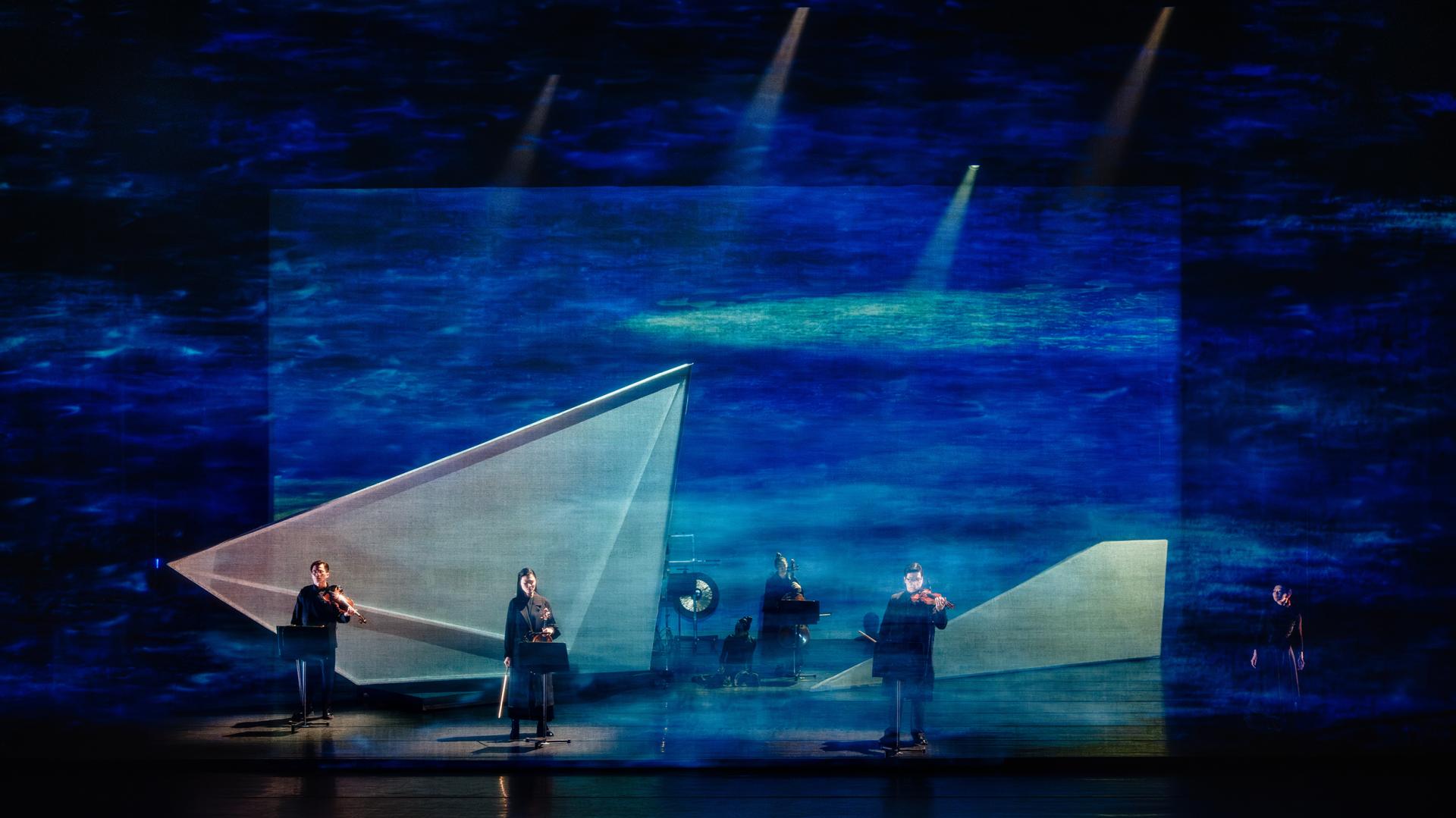 London Design Awards Winner - Pursuing the Light Ahead-Into PAUL CHIANG