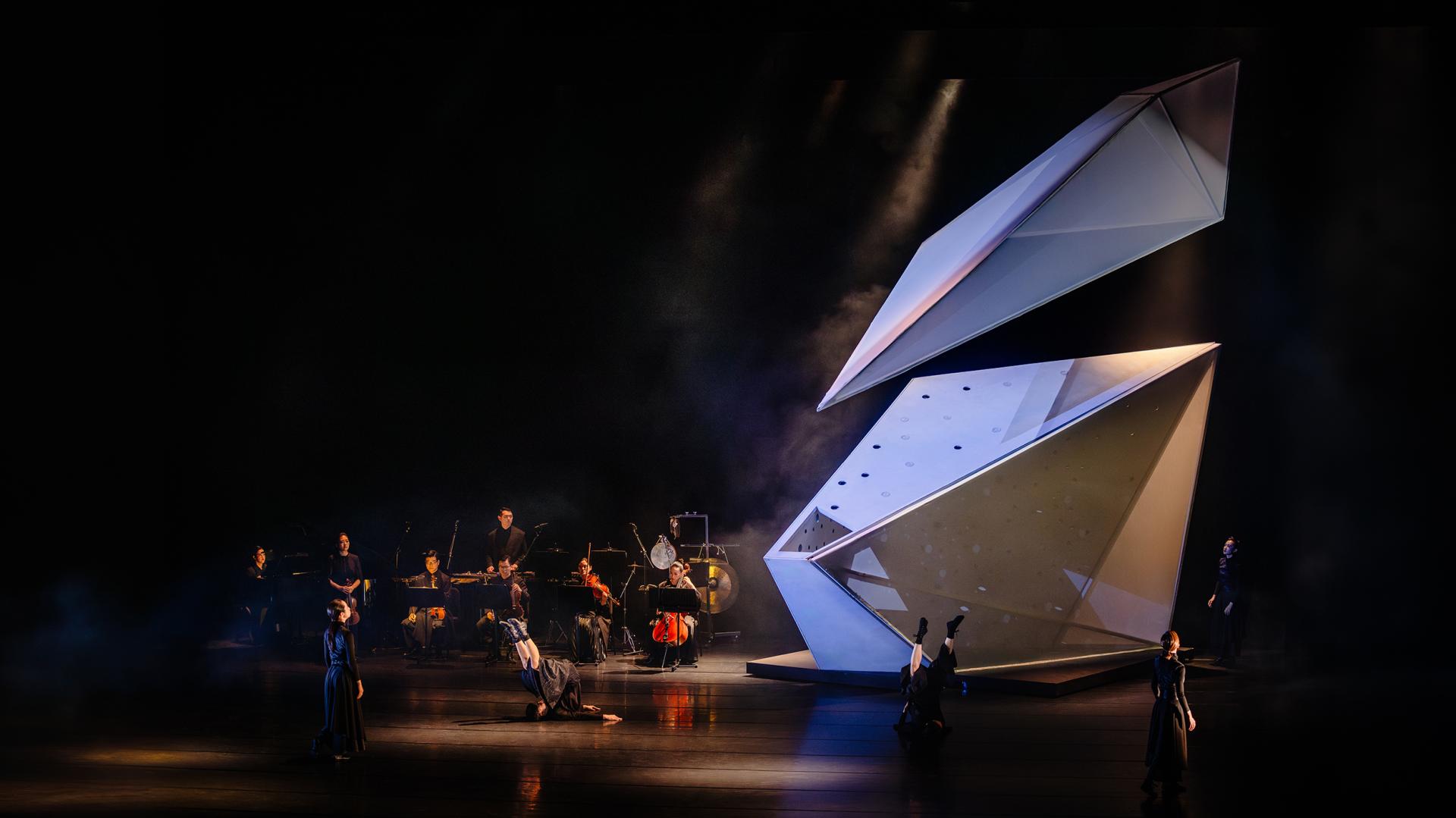 London Design Awards Winner - Pursuing the Light Ahead-Into PAUL CHIANG