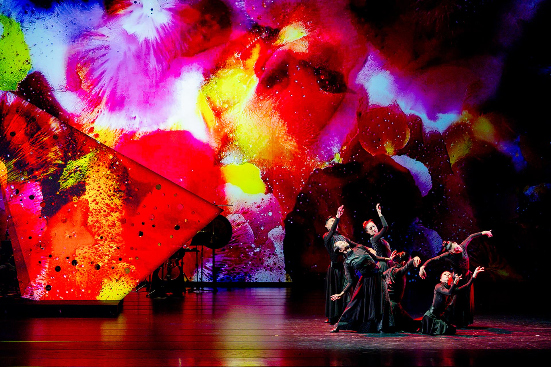 London Design Awards Winner - Pursuing the Light Ahead-Into PAUL CHIANG