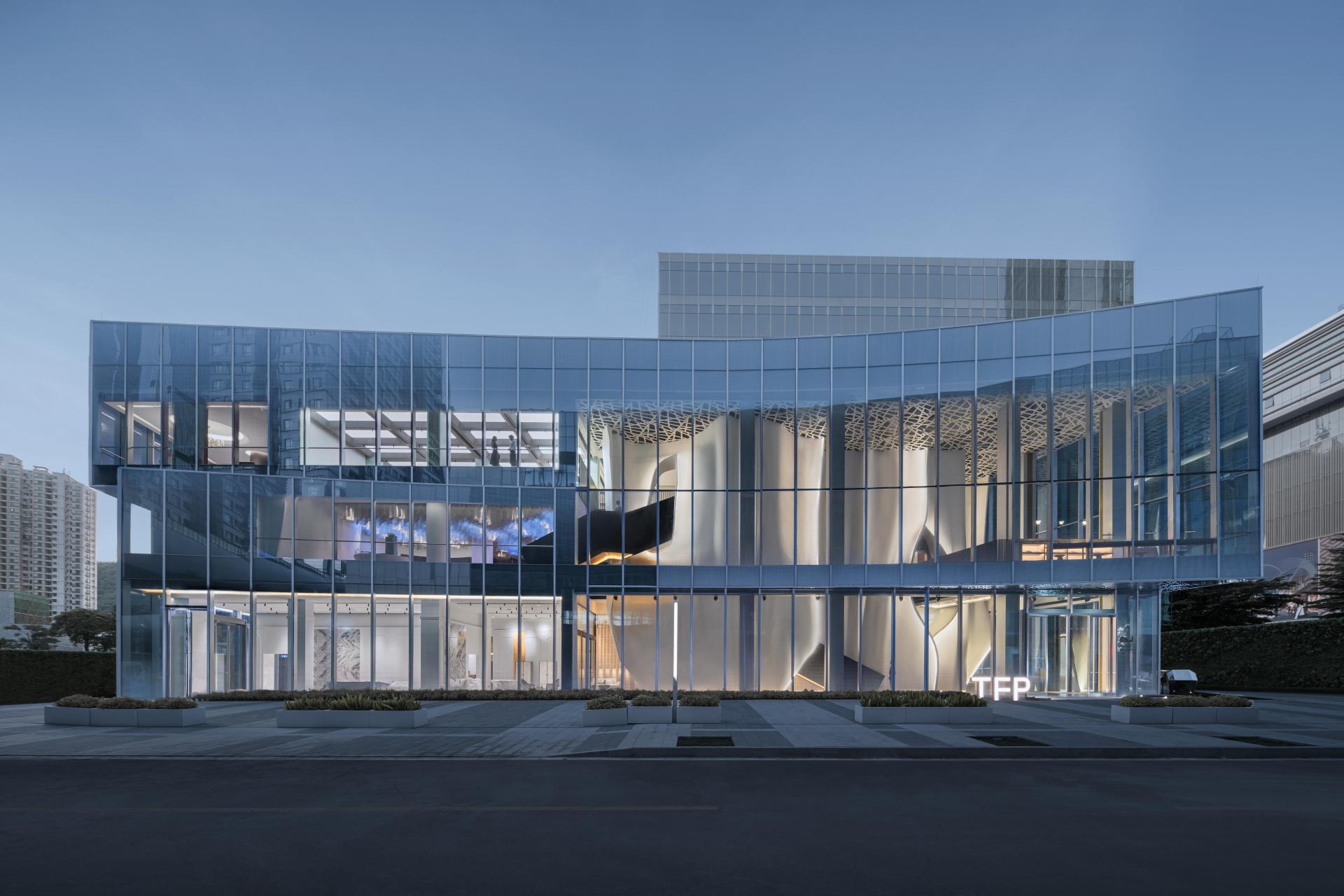 London Design Awards Winner - “The Veil” City Lounge