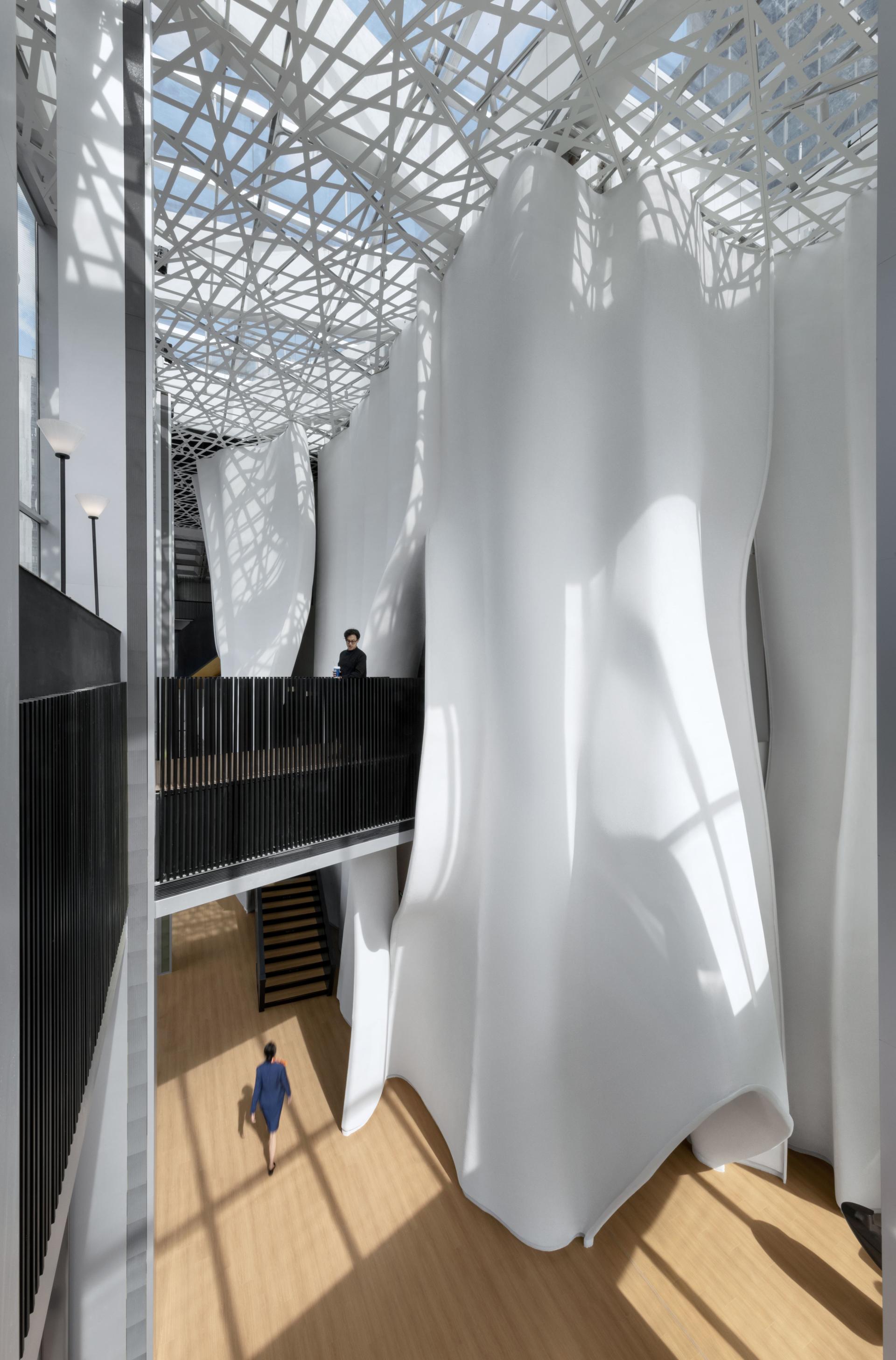 London Design Awards Winner - “The Veil” City Lounge