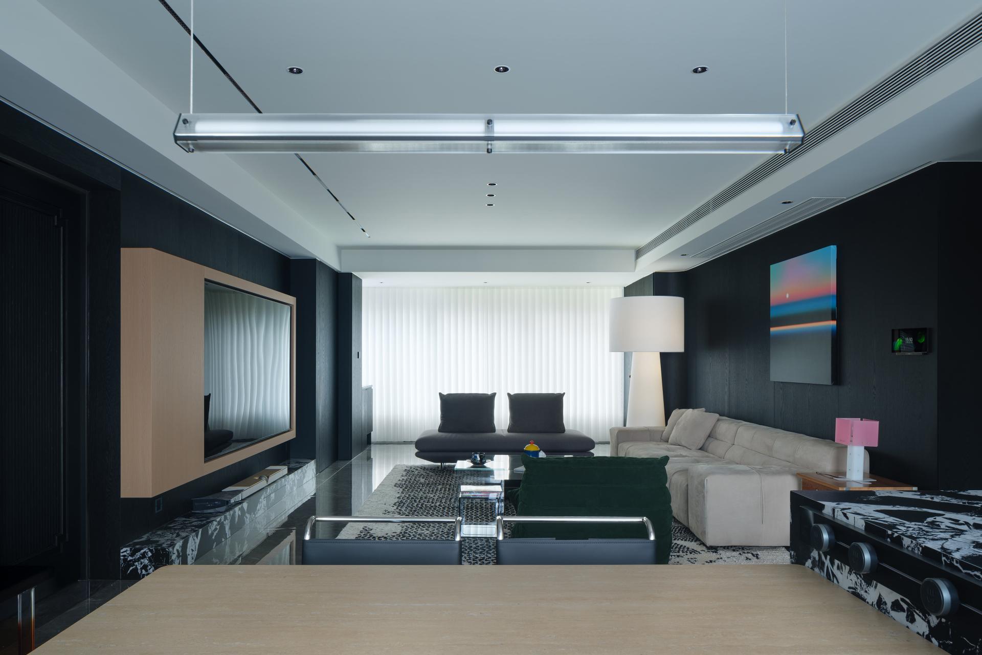 London Design Awards Winner - Dark Pop × Italian Minimalism