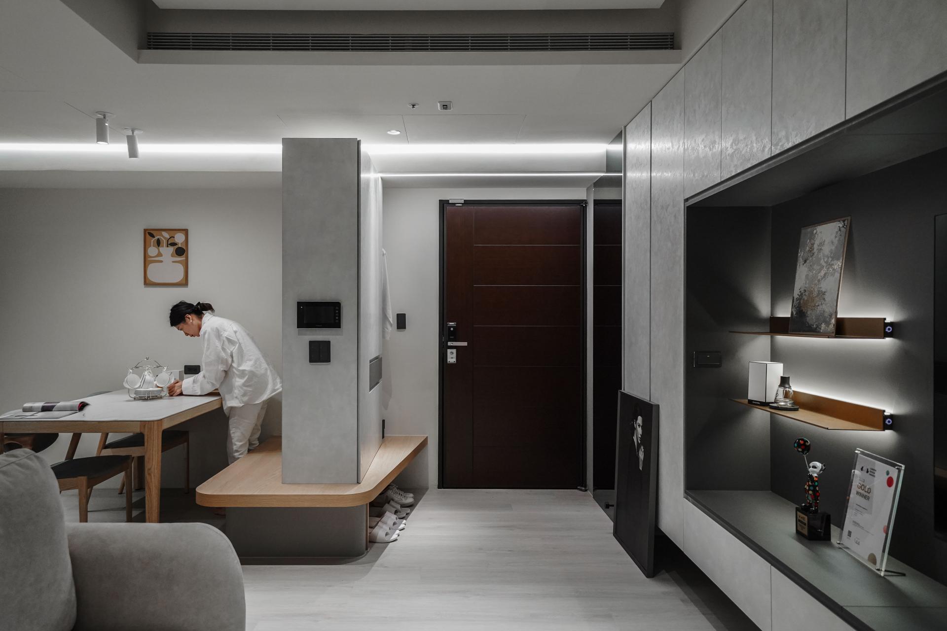 London Design Awards Winner - Twilight in Grey