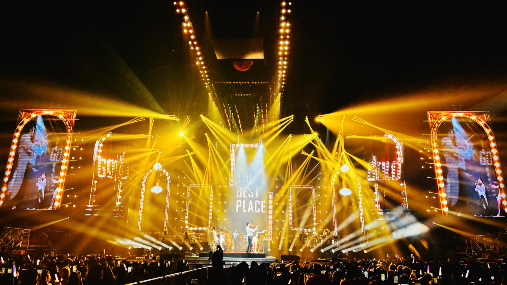 London Design Awards Winner - LEEHOM WANG 「The Best Place」LIVE TOUR