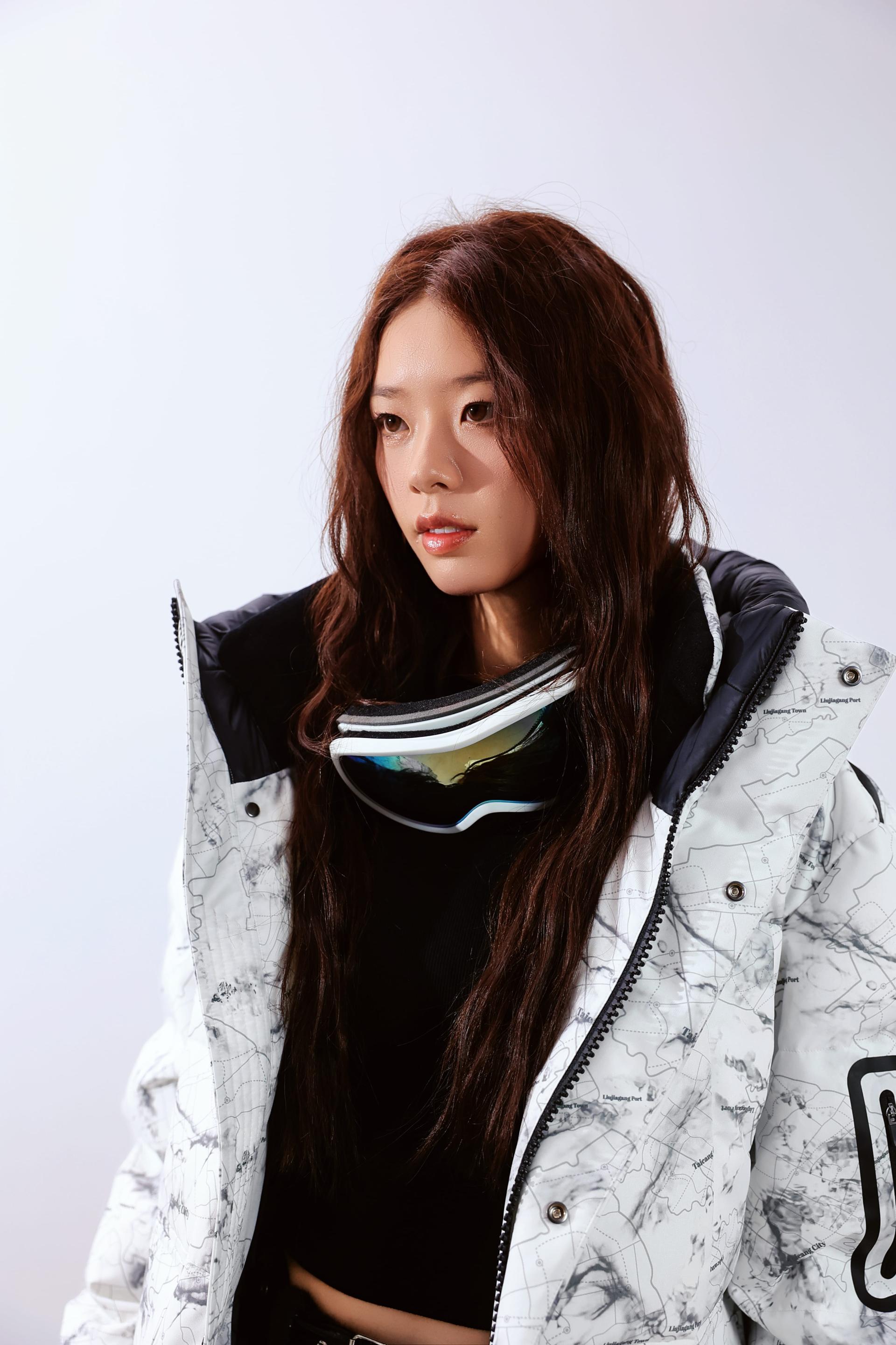 London Design Awards Winner - Long down jacket