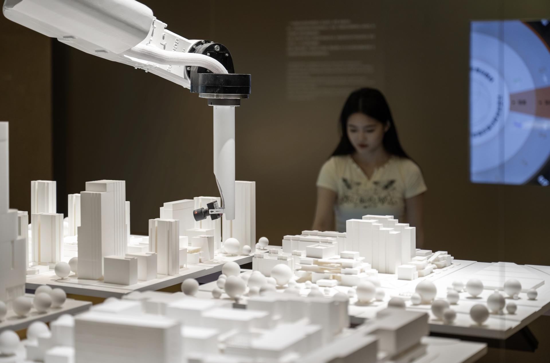 London Design Awards Winner - Xinxinsuo