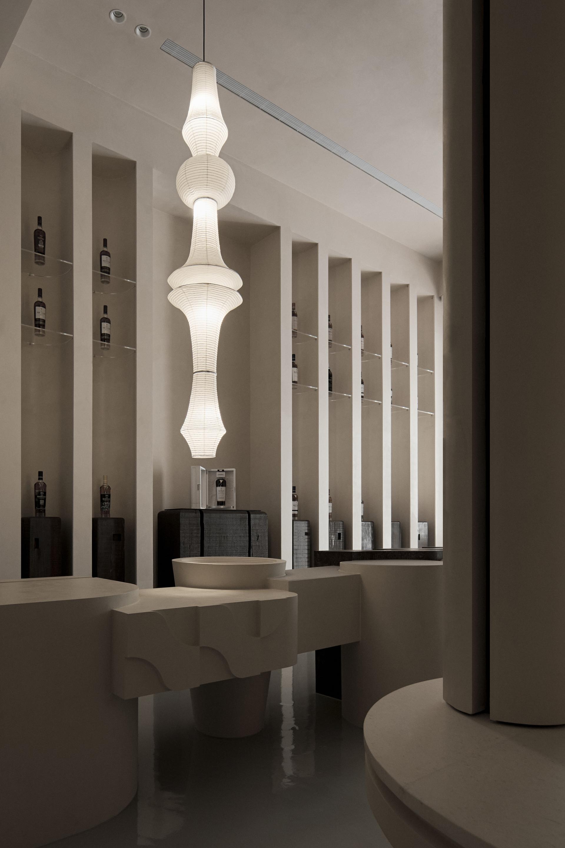 London Design Awards Winner - Whisky Code Retail Department